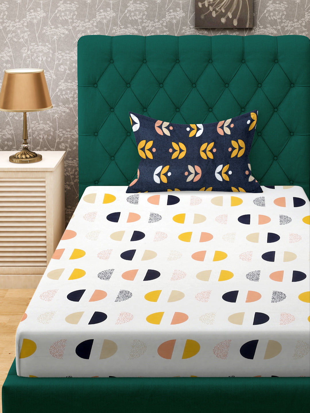 Klotthe White Geometric 300 TC Cotton Blend Fitted Single Bedsheet with Pillow Cover
