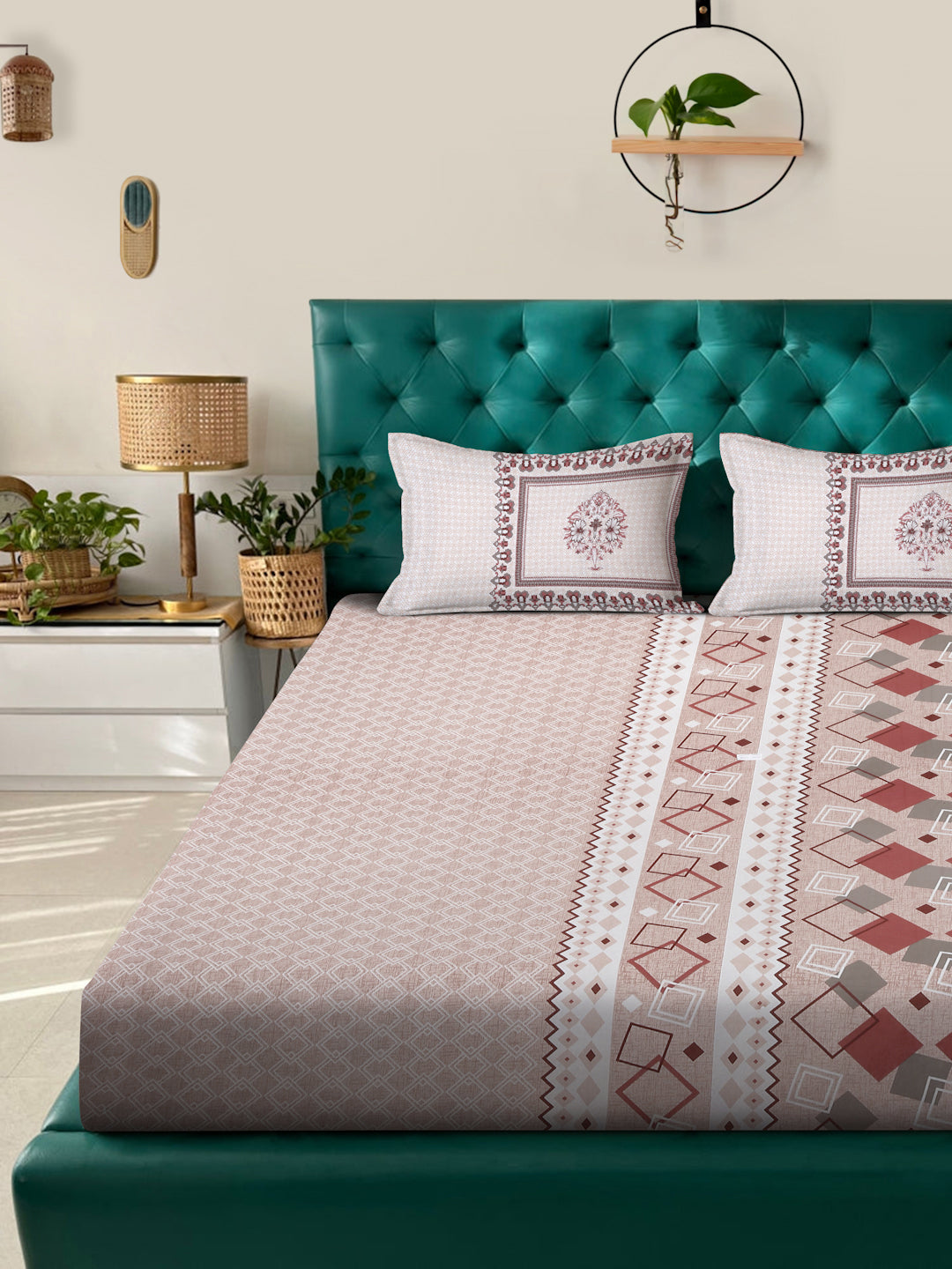 Klotthe Peach Geometric 400 TC Pure Cotton Fitted Super King Double Bedsheet with 2 Pillow covers