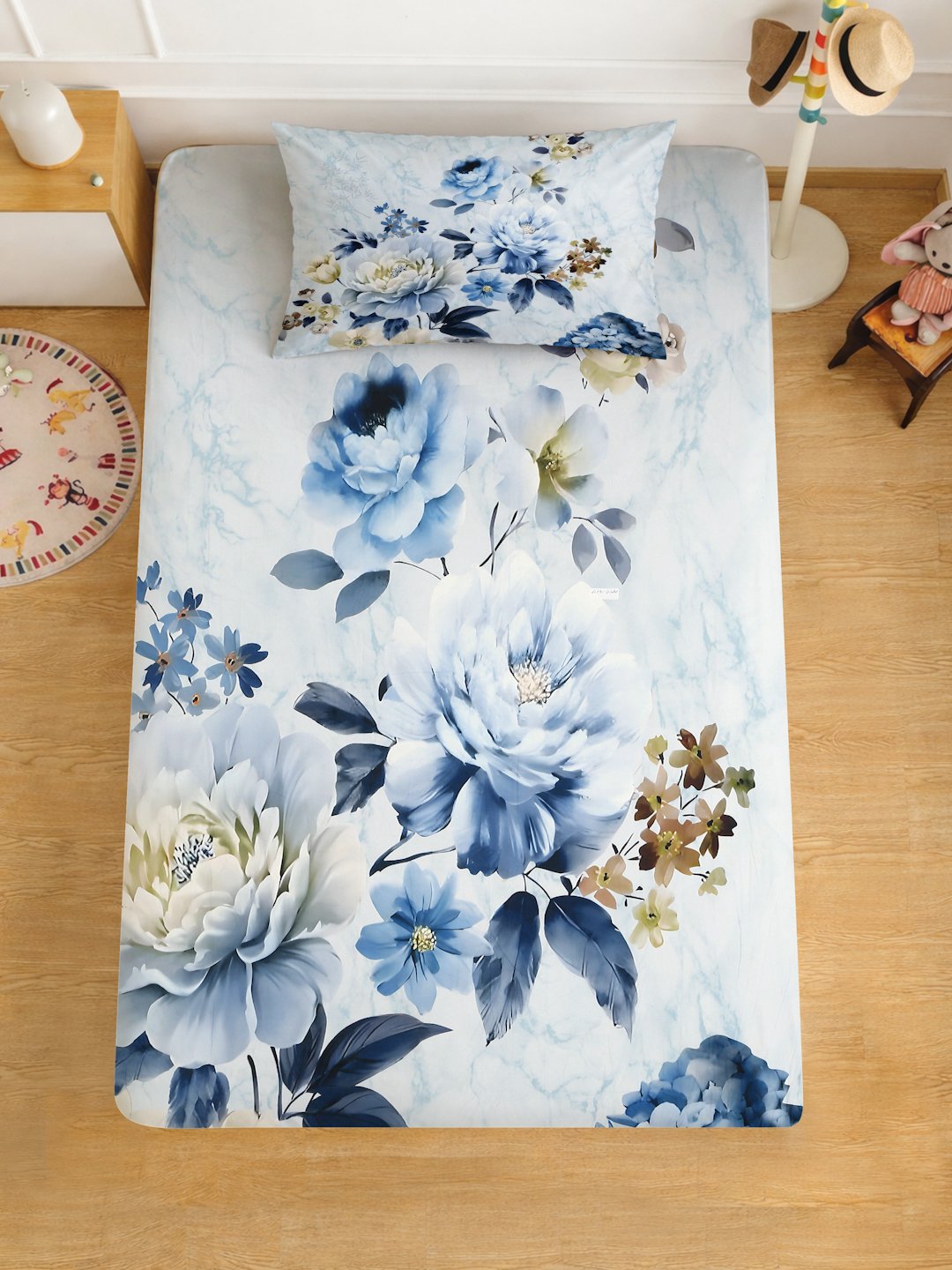 Blue Digital Floral Printed Cotton Blend Fitted Single Bedsheet with Pillow Cover