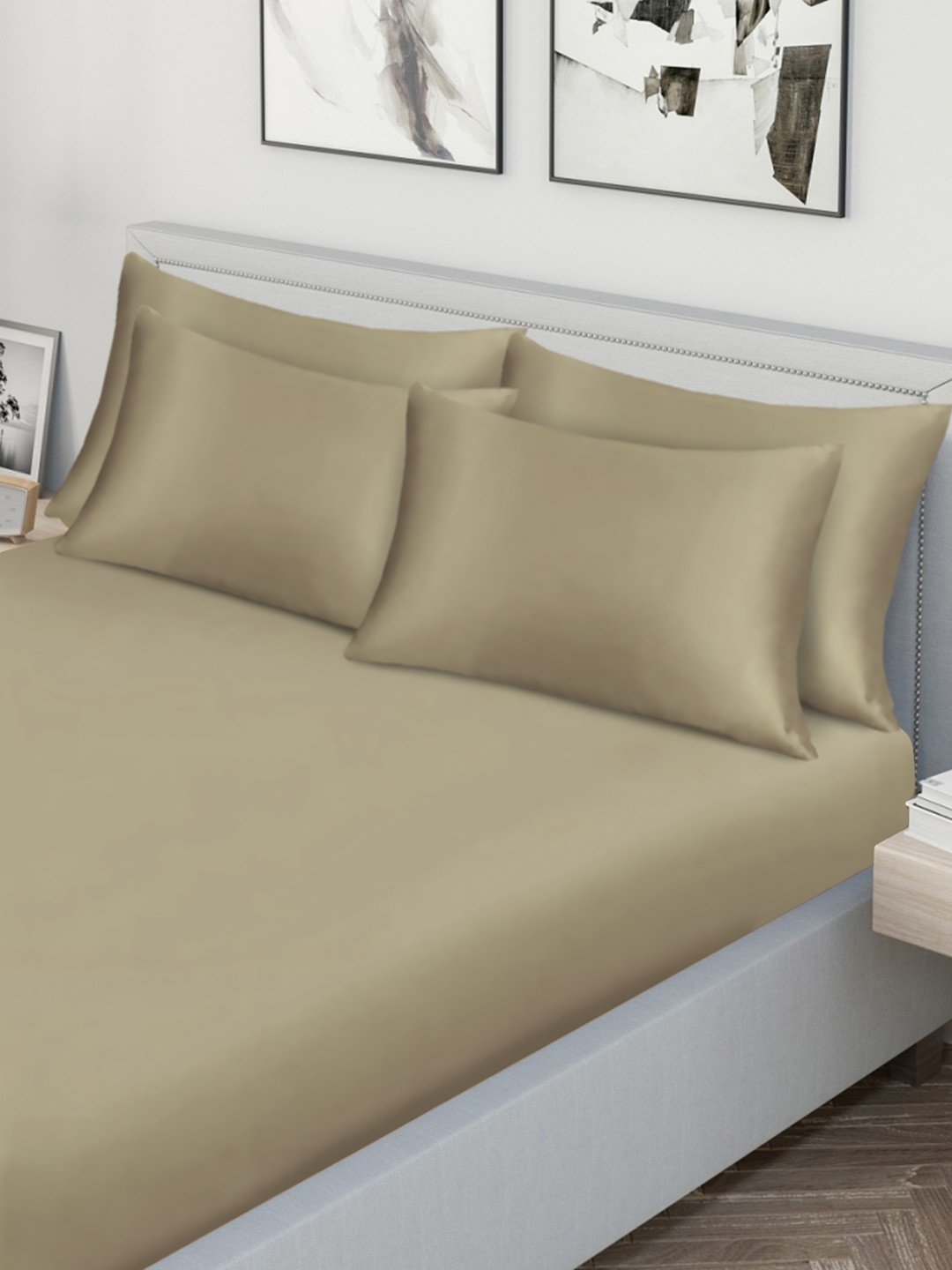 Beige Solid 300 TC Cotton Blend Fitted Double Bedsheet with 4 Pillow Covers