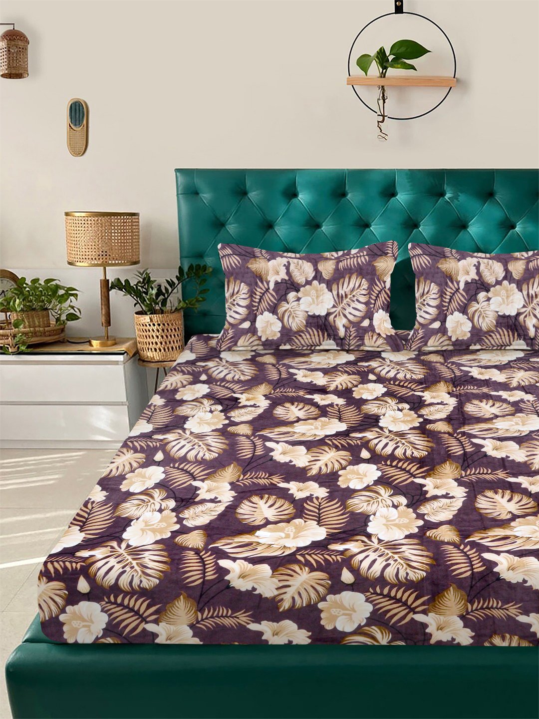 Brown Floral Super King Woolen Fitted Double Bedsheet with 2 Pillow Covers