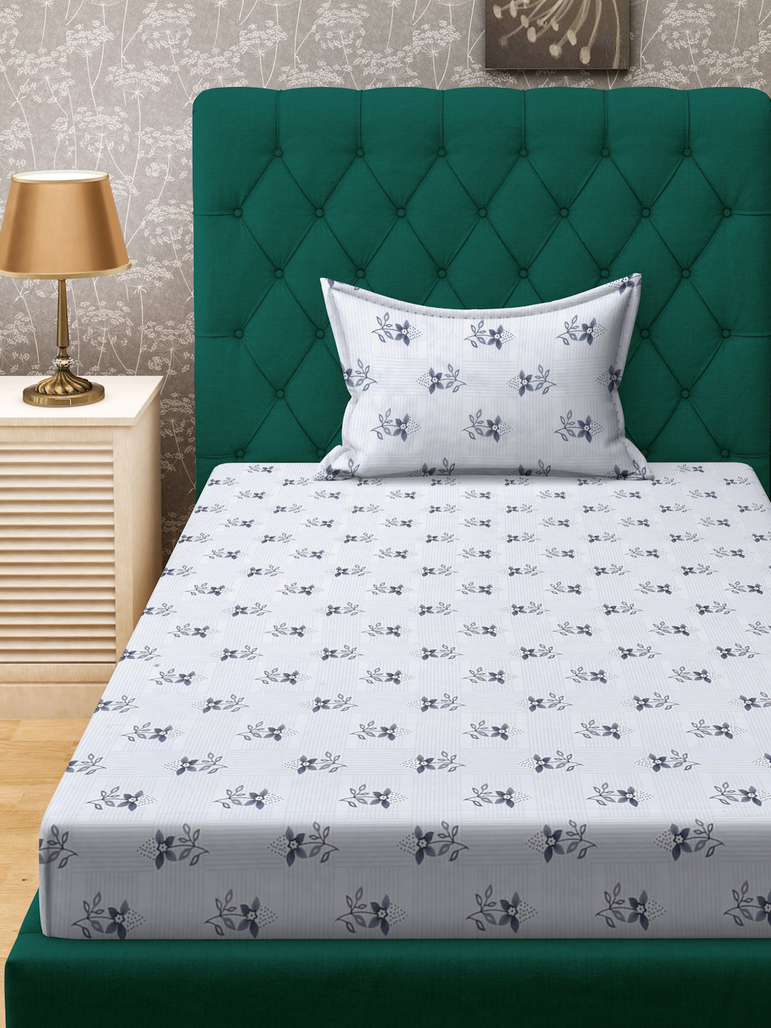 Klotthe White Floral 300 TC Cotton Blend Single Bedsheet Set in Book Fold Packing