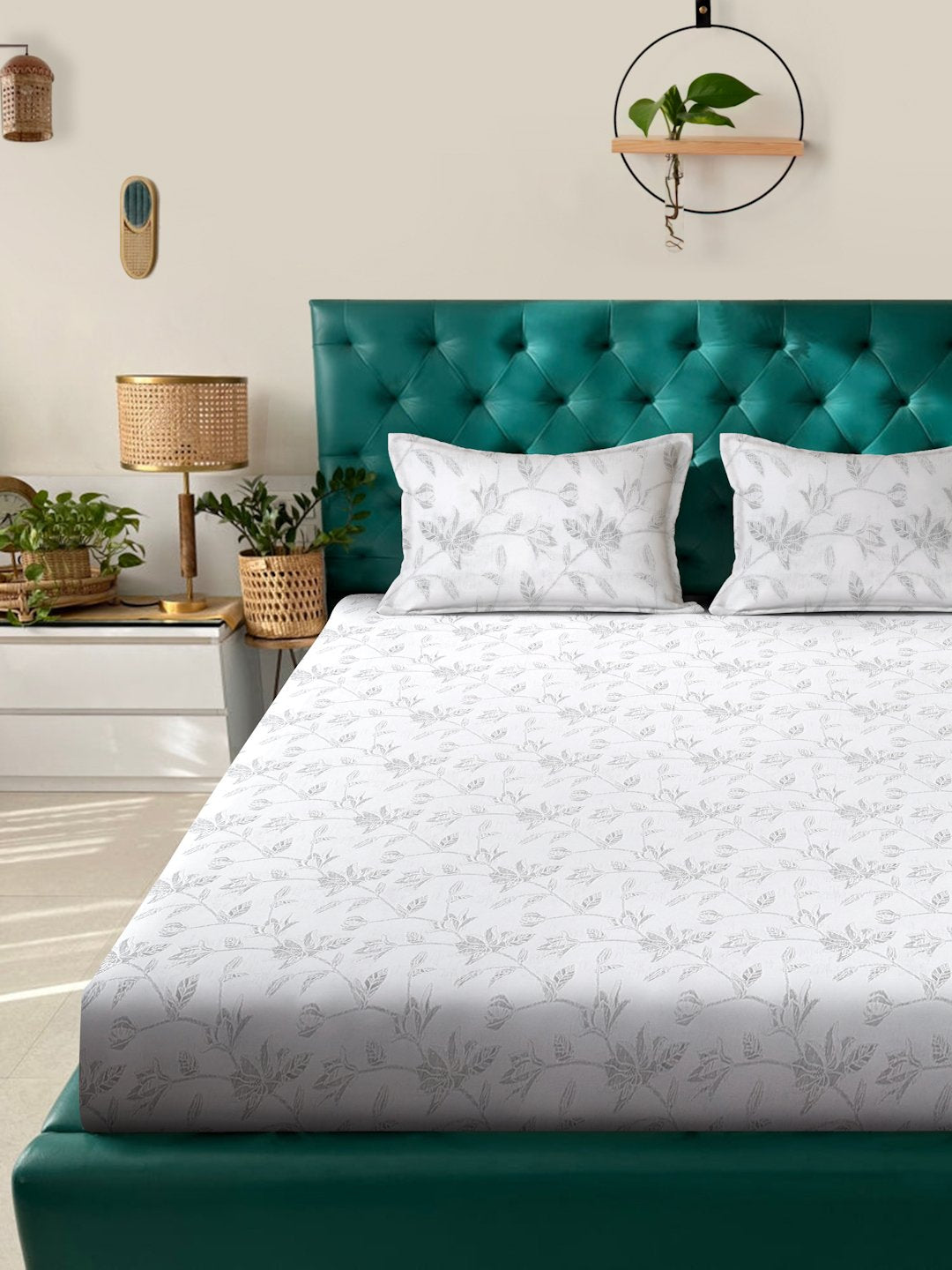 White Floral 400 TC Pure Cotton Super King Double Bedsheet with 2 Pillow Covers