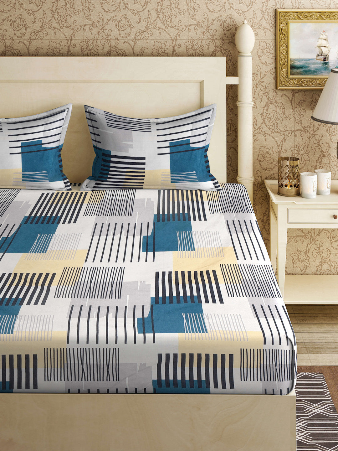 Klotthe Multicolor Geometric 300 TC Cotton Blend Double Bedsheet with 2 Pillow Covers