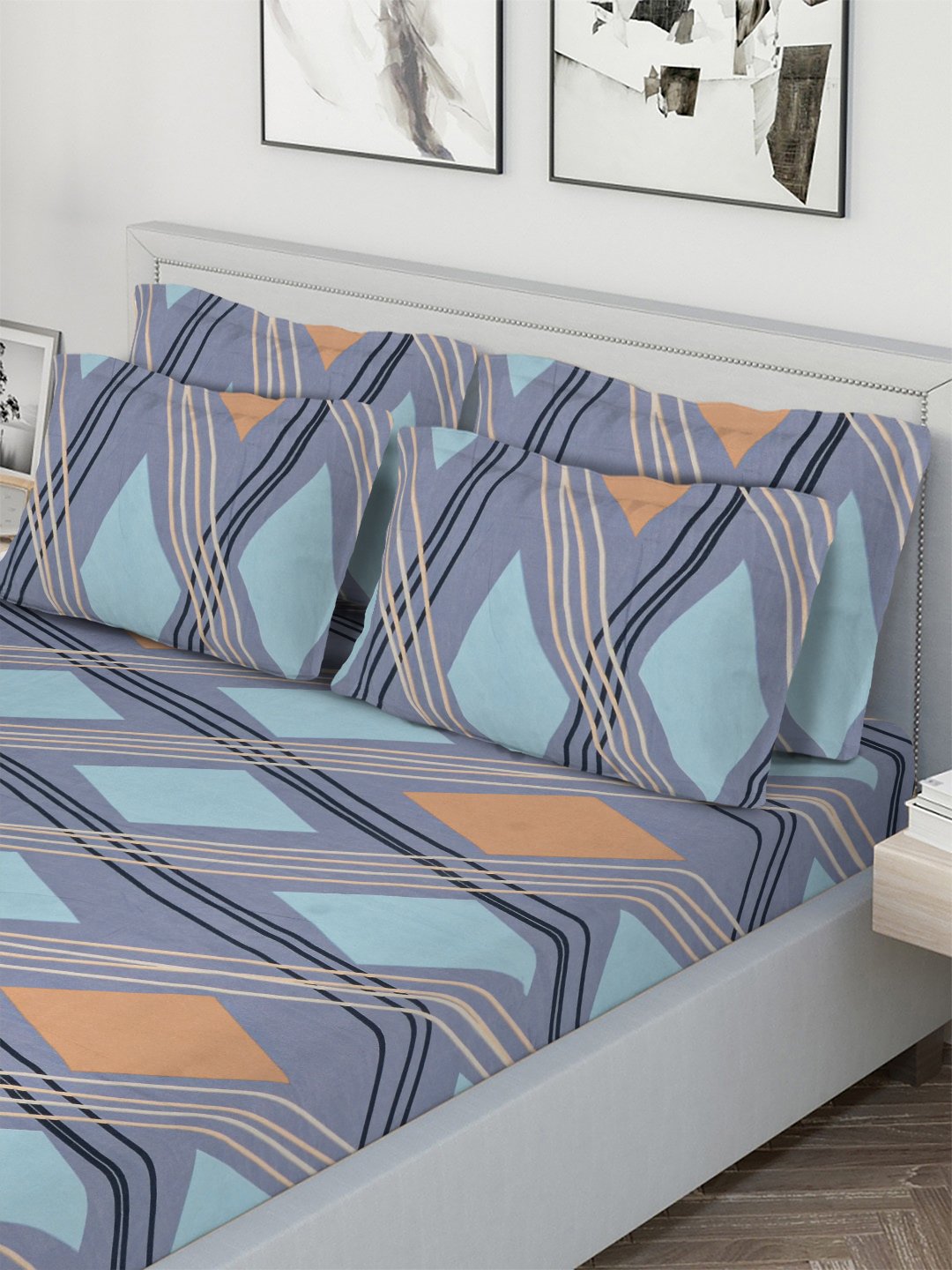 Multi Geometric 300 TC Cotton Blend Fitted Double Bedsheet with 4 Pillow Covers