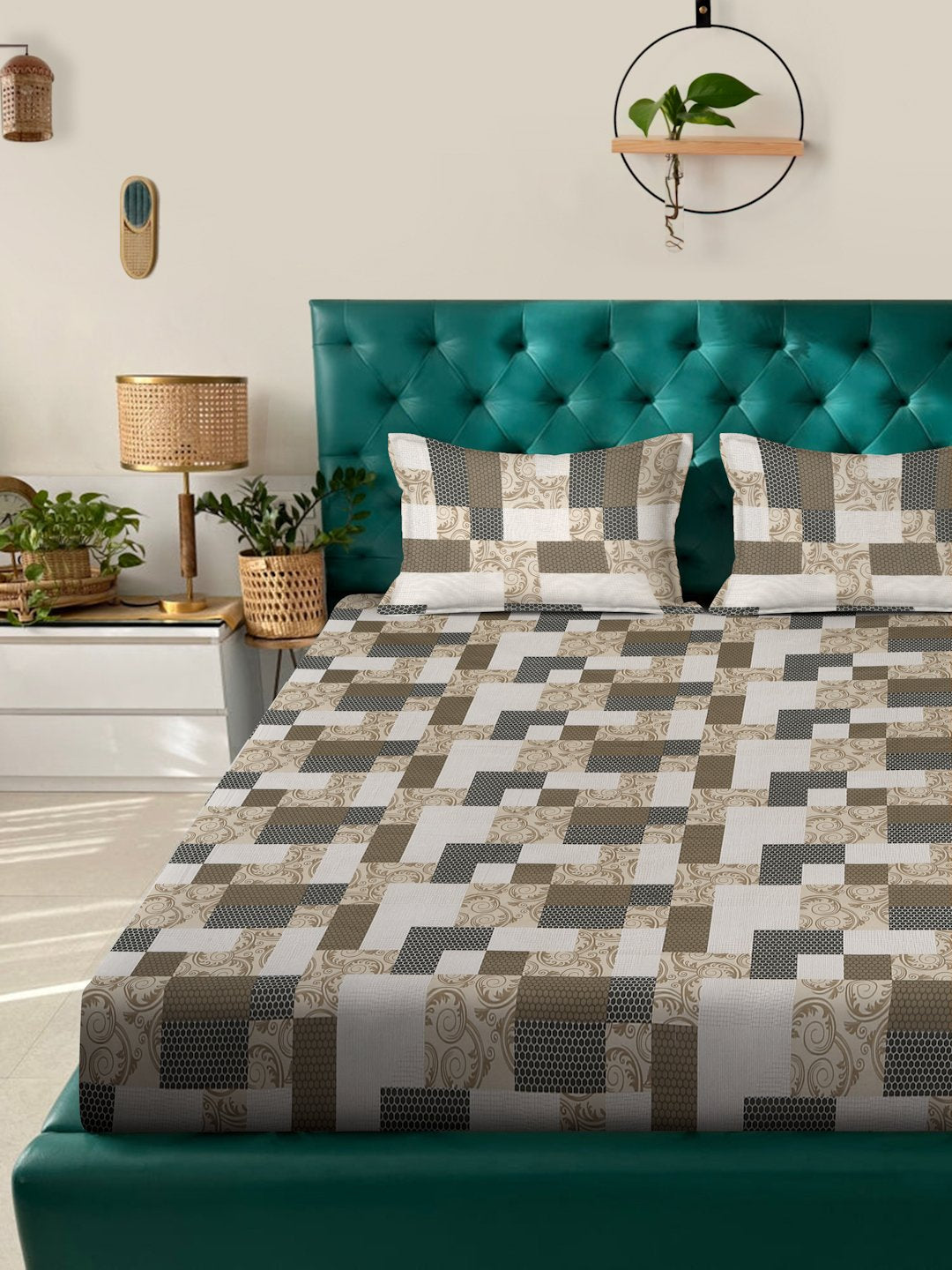 Multi Geometric 400 TC Pure Cotton Double Bedsheet with 2 Pillow Covers