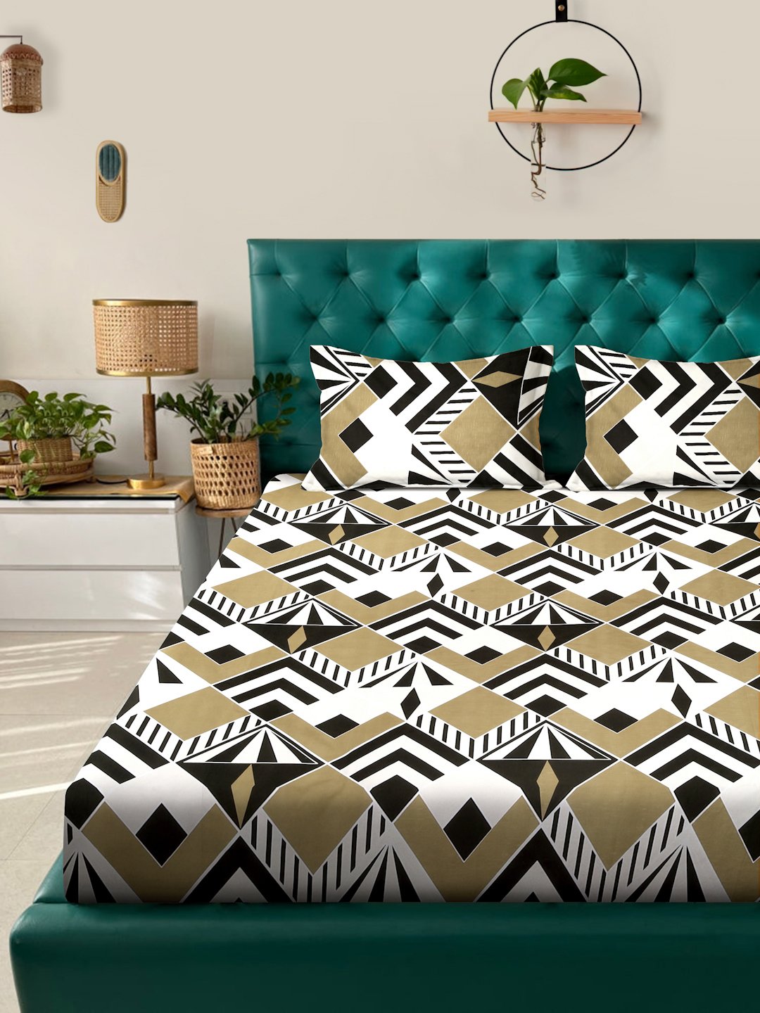 Multi Geometric 300 TC Cotton Blend Fitted Double Bedsheet with 2 Pillow Covers