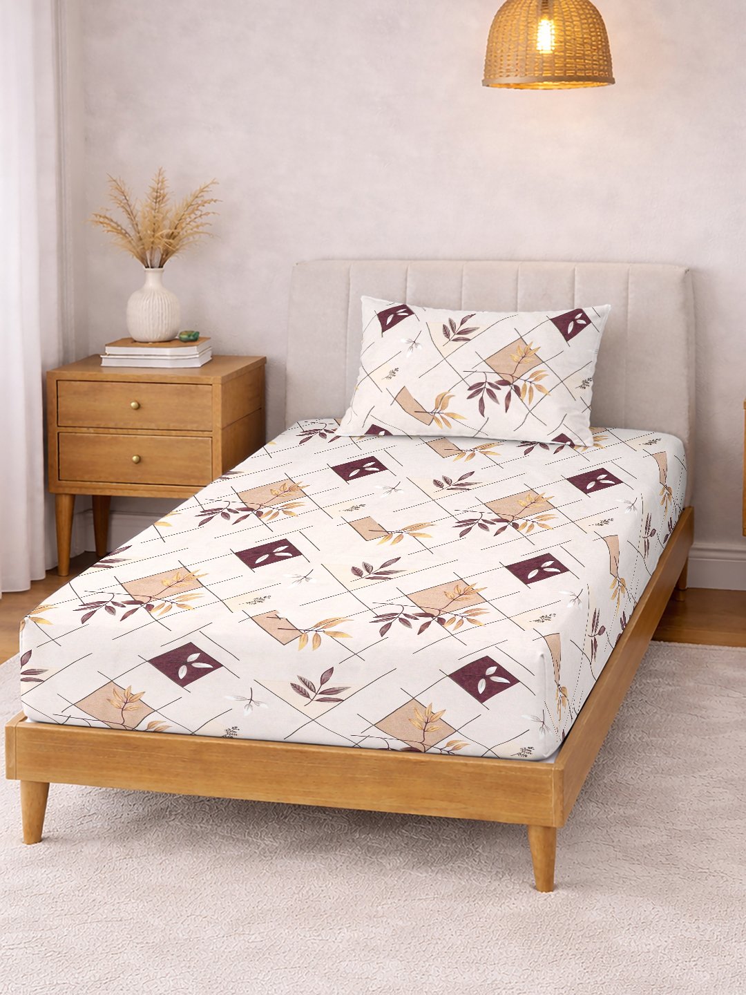 Cream Geometric Cotton Blend Single Bedsheet with Pillow Cover