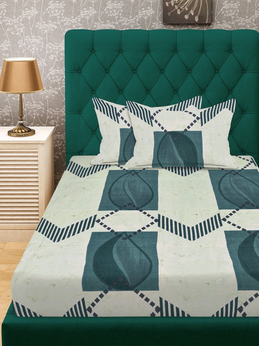 Multi Geometric 300 TC Cotton Blend Fitted Single Bedsheet with 2 Pillow Covers