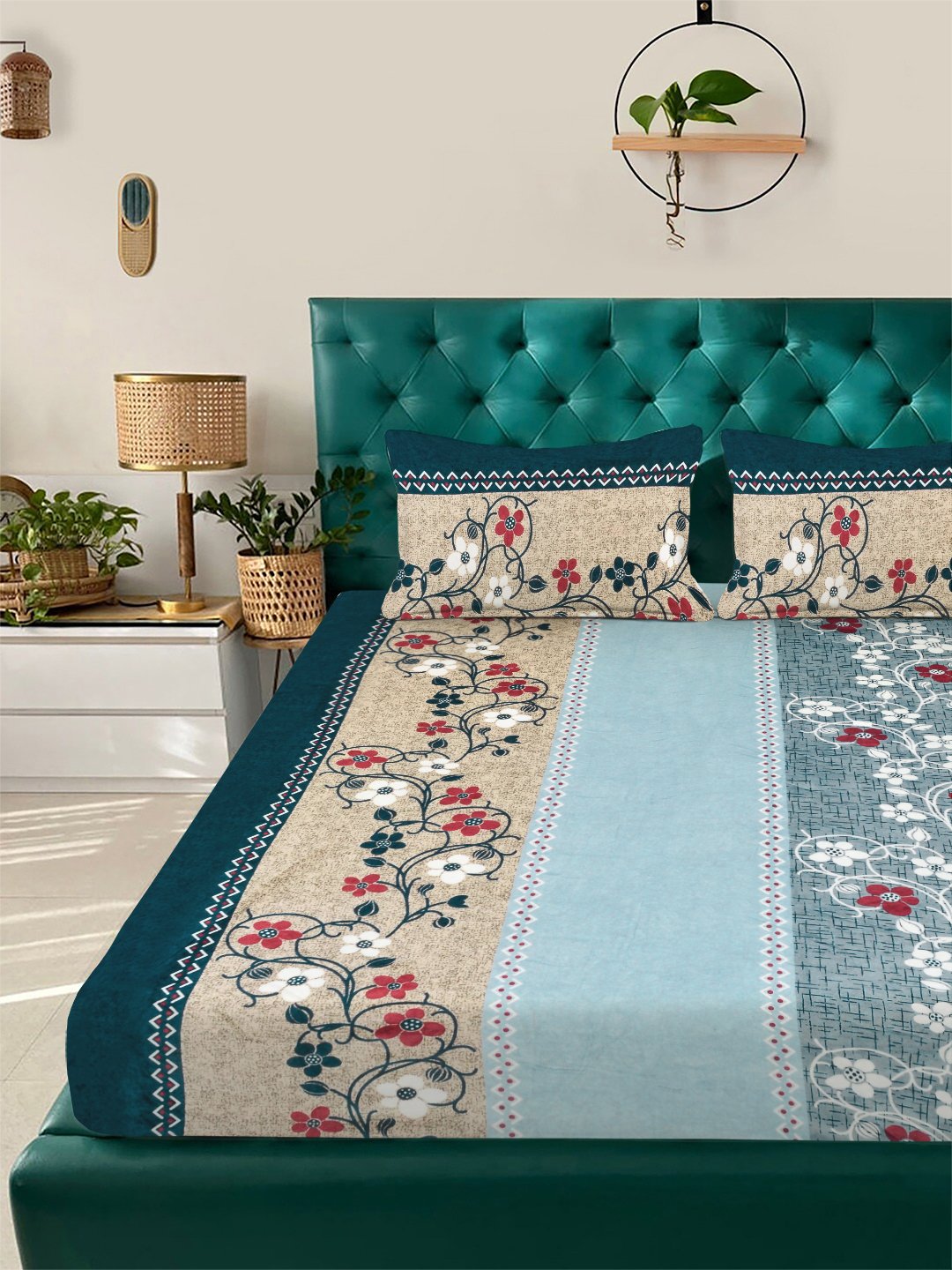 Multi Floral Fitted Woolen Double Bedsheet with 2 Pillow Covers