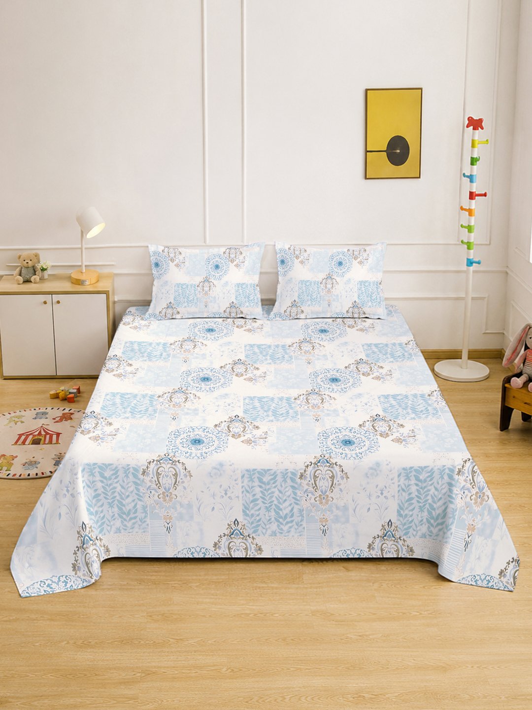 Digital Blue Geometric Cotton Blend Double Bedsheet with 2 Pillow Covers