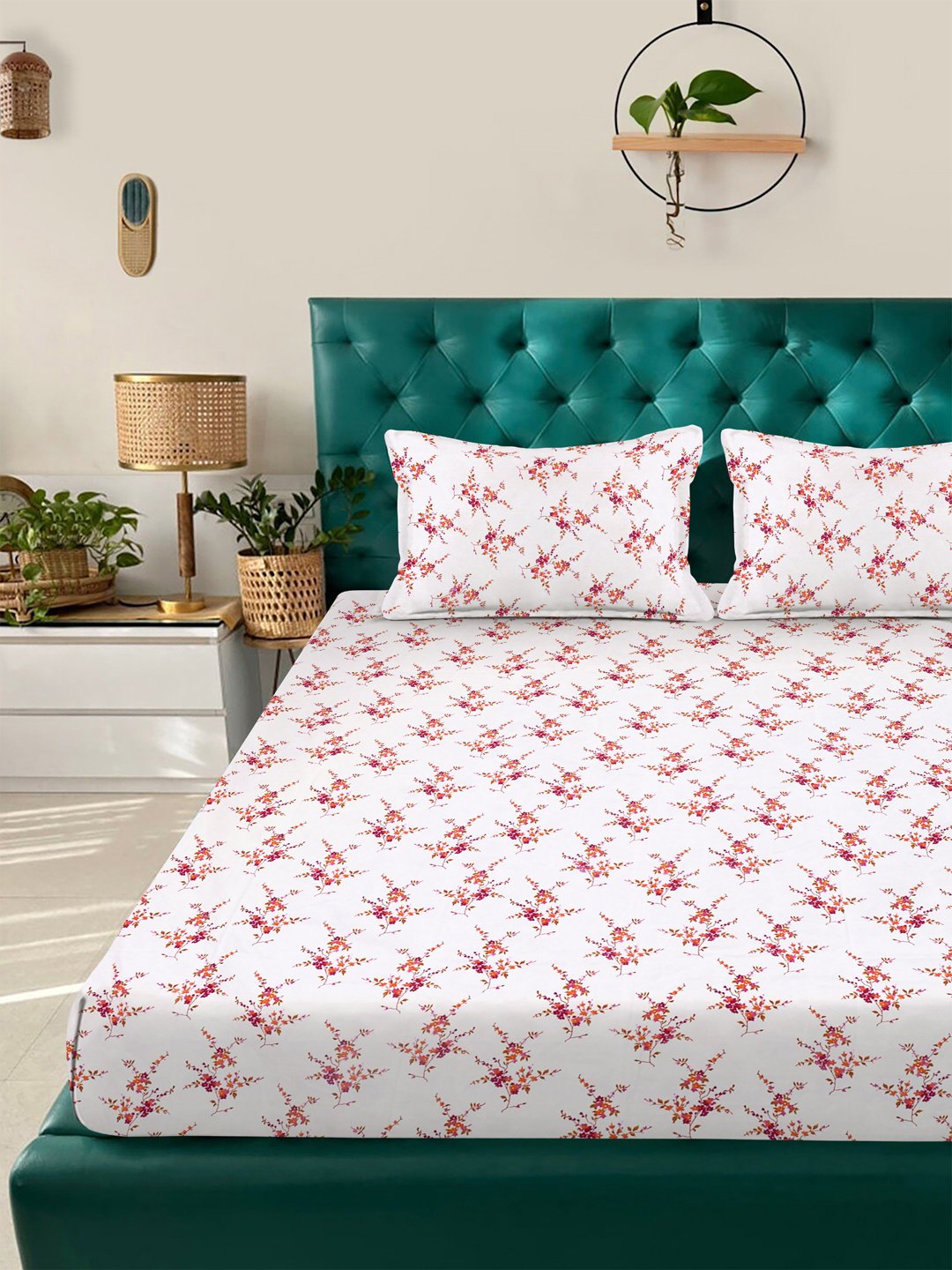 White Floral 300 TC Cotton Blend Double Bedsheet in Book Fold Packing