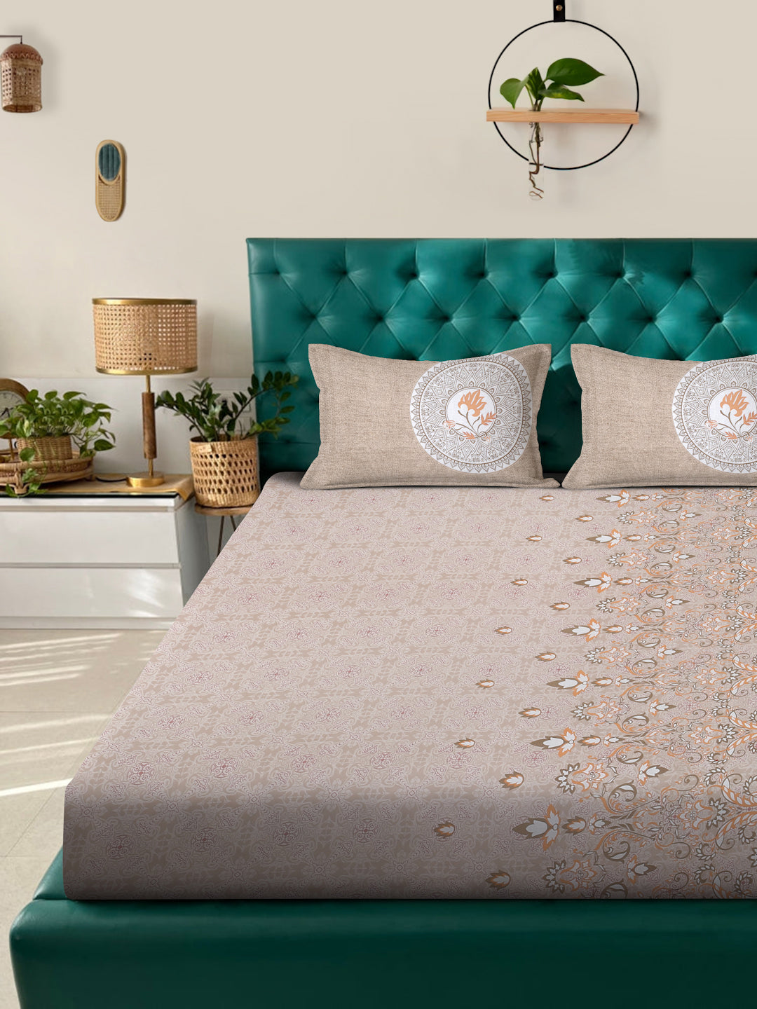Klotthe Beige Floral 400 TC Pure Cotton Super King Double Bedsheet with 2 Pillow covers