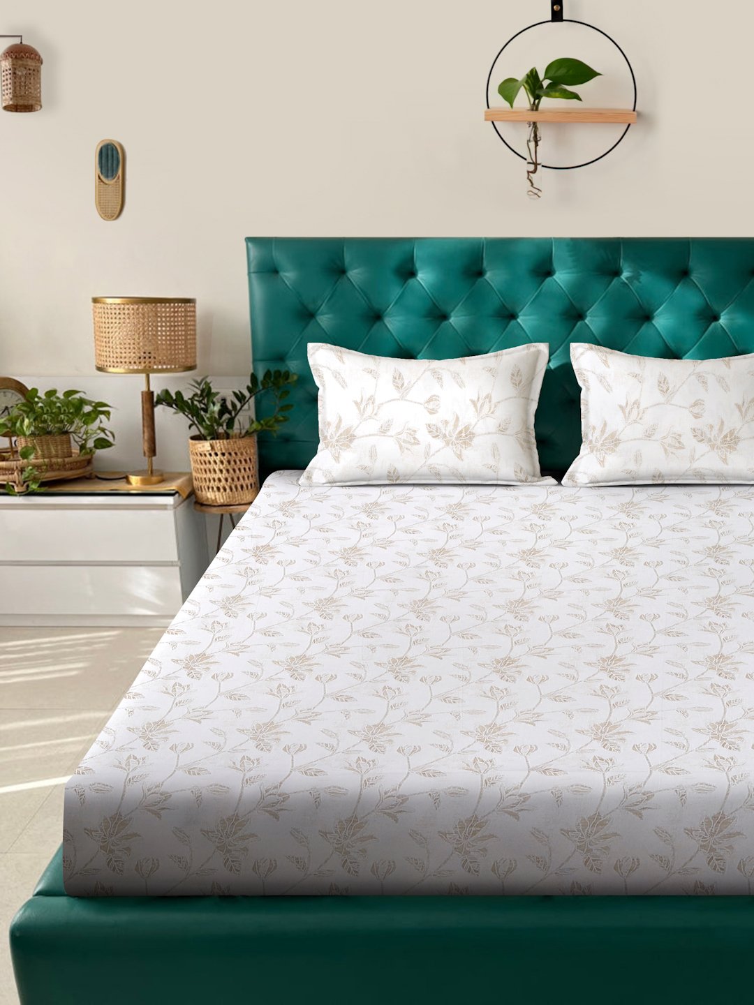 White Floral 400 TC Pure Cotton Super King Double Bedsheet with 2 Pillow Covers