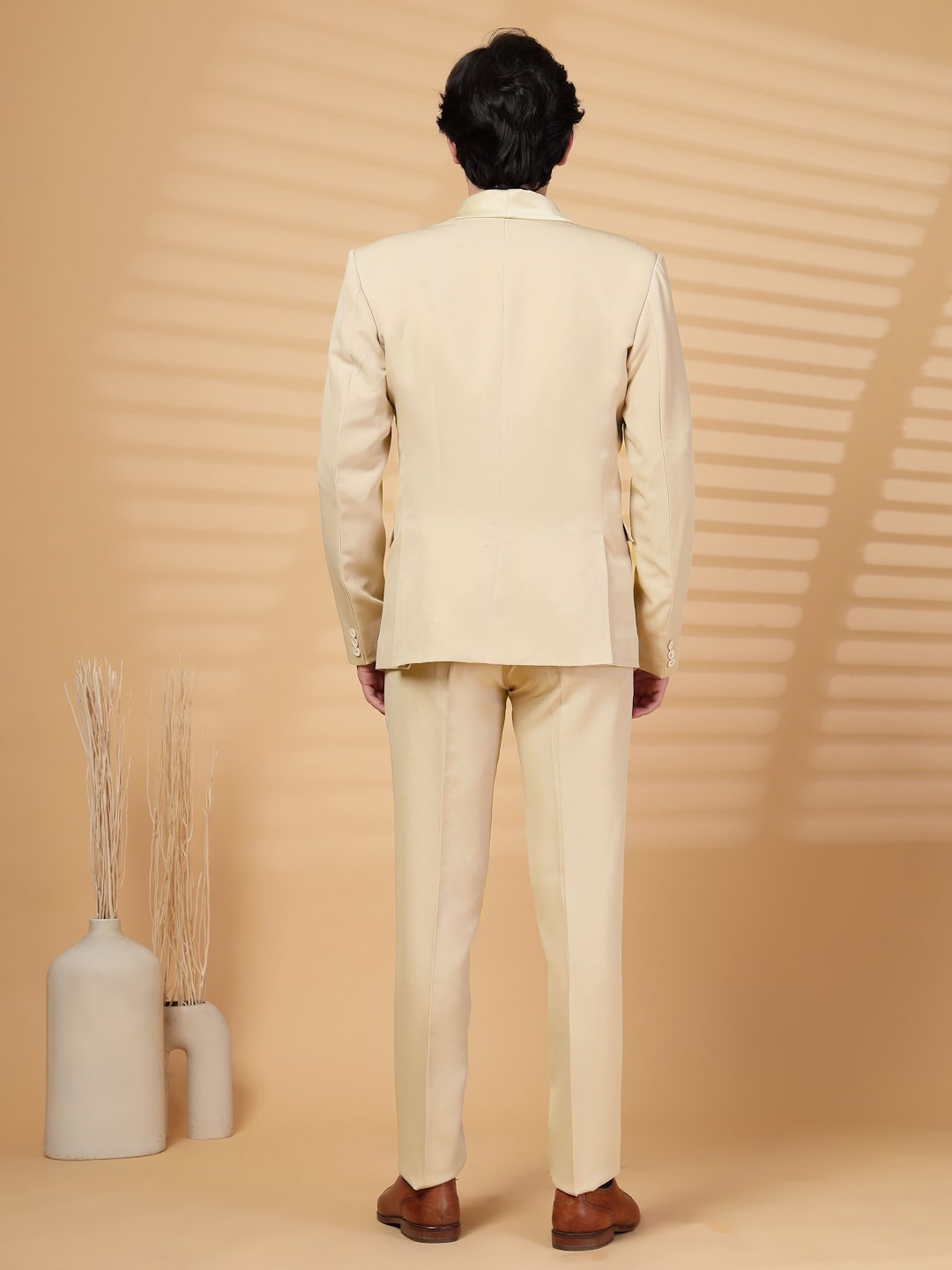 Cream Solid Embroidery Single-Breasted Two-Piece Party Suit