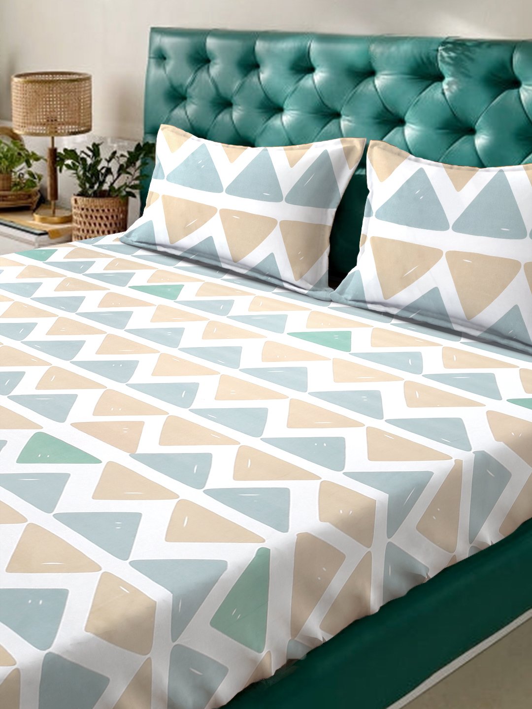 Multi Geometric 300 TC Cotton Blend Double Bedsheet in Book Fold Packing