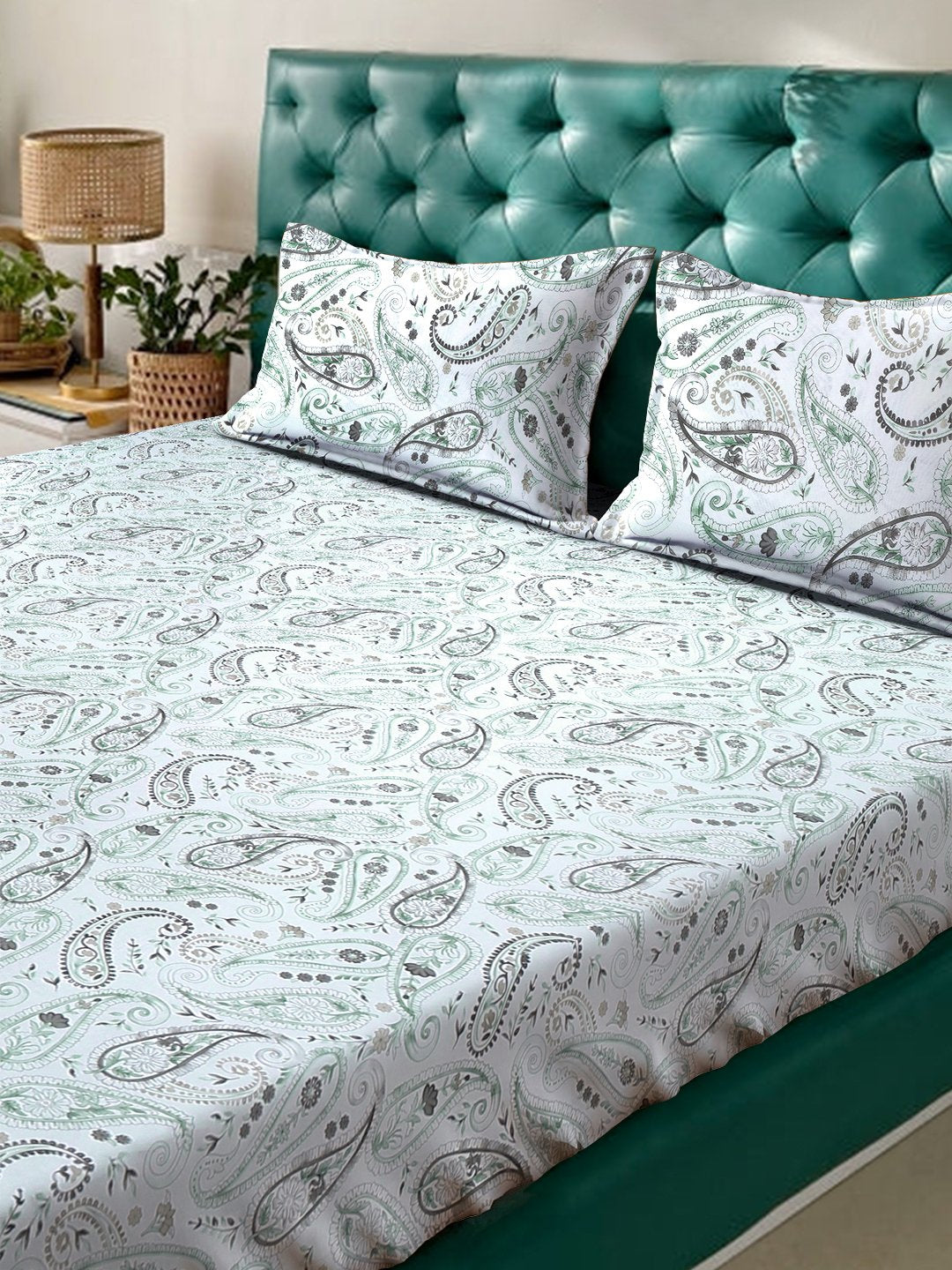 Green Floral 400 TC Pure Cotton Double Bedsheet with 2 Pillow Covers