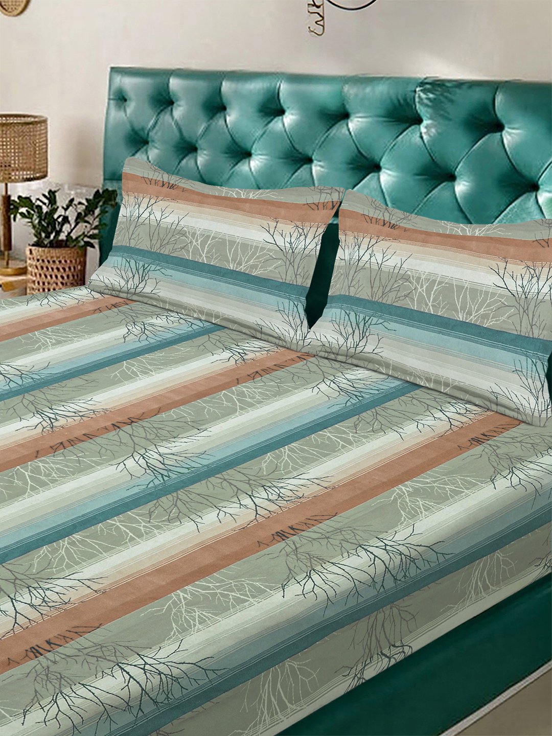 Multi Striped 300 TC Cotton Blend Double Bedsheet in Book Fold Packing