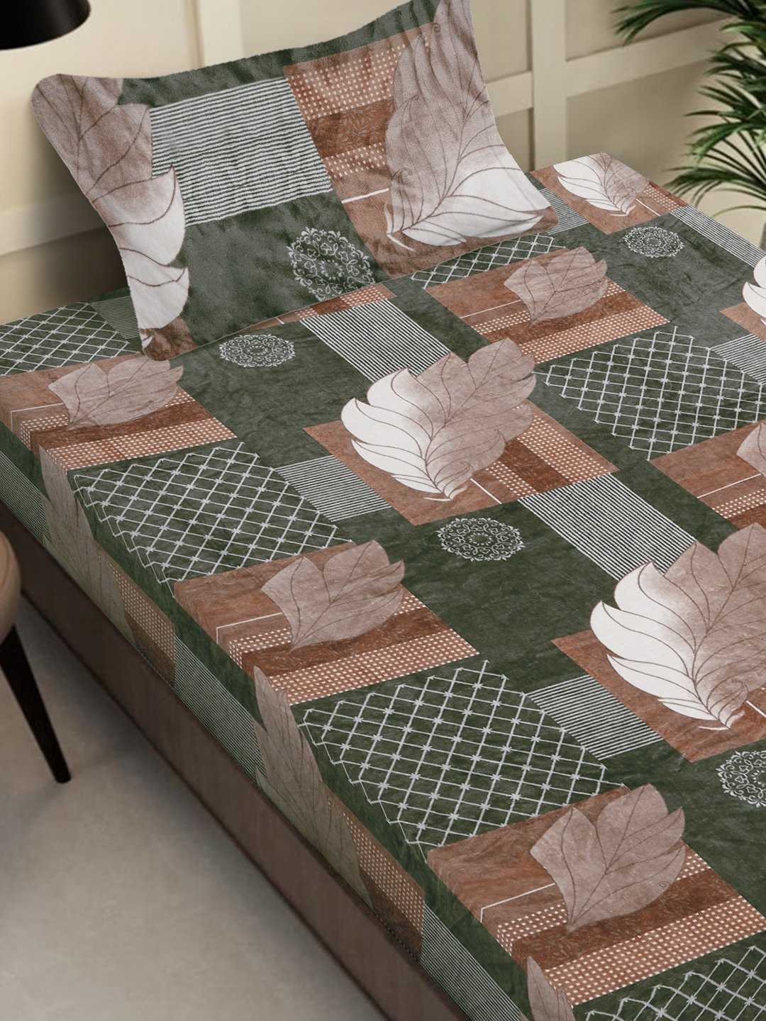 Multicolor Floral Woolen Fitted Single Bed Sheet with Pillow Cover