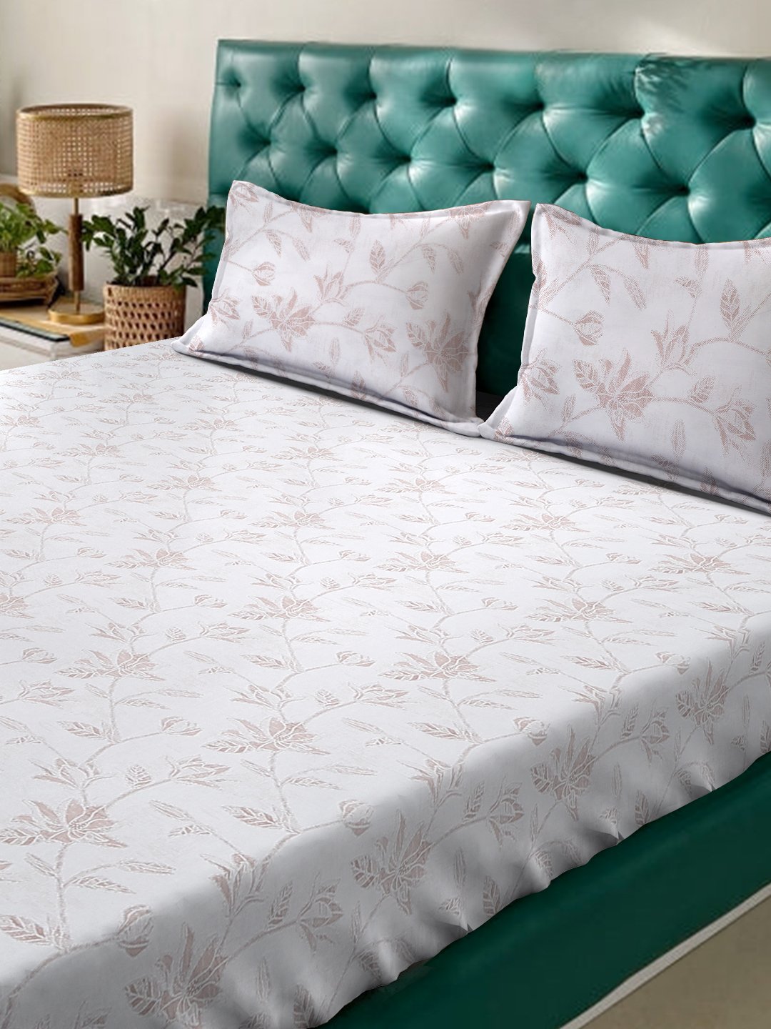 White Floral 400 TC Pure Cotton Super King Double Bedsheet with 2 Pillow Covers