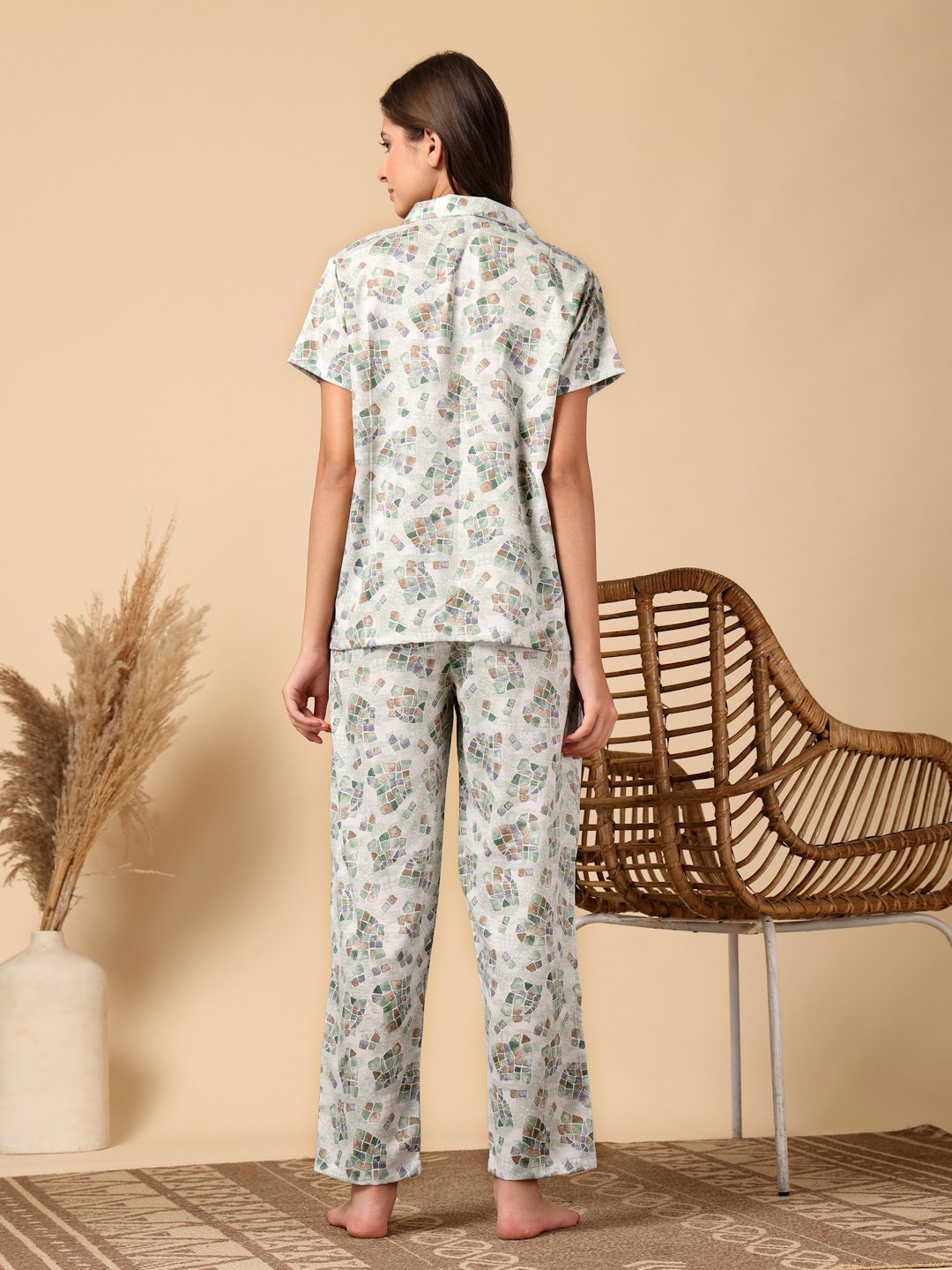 Green Geometric Cotton Blend Women Night Suit