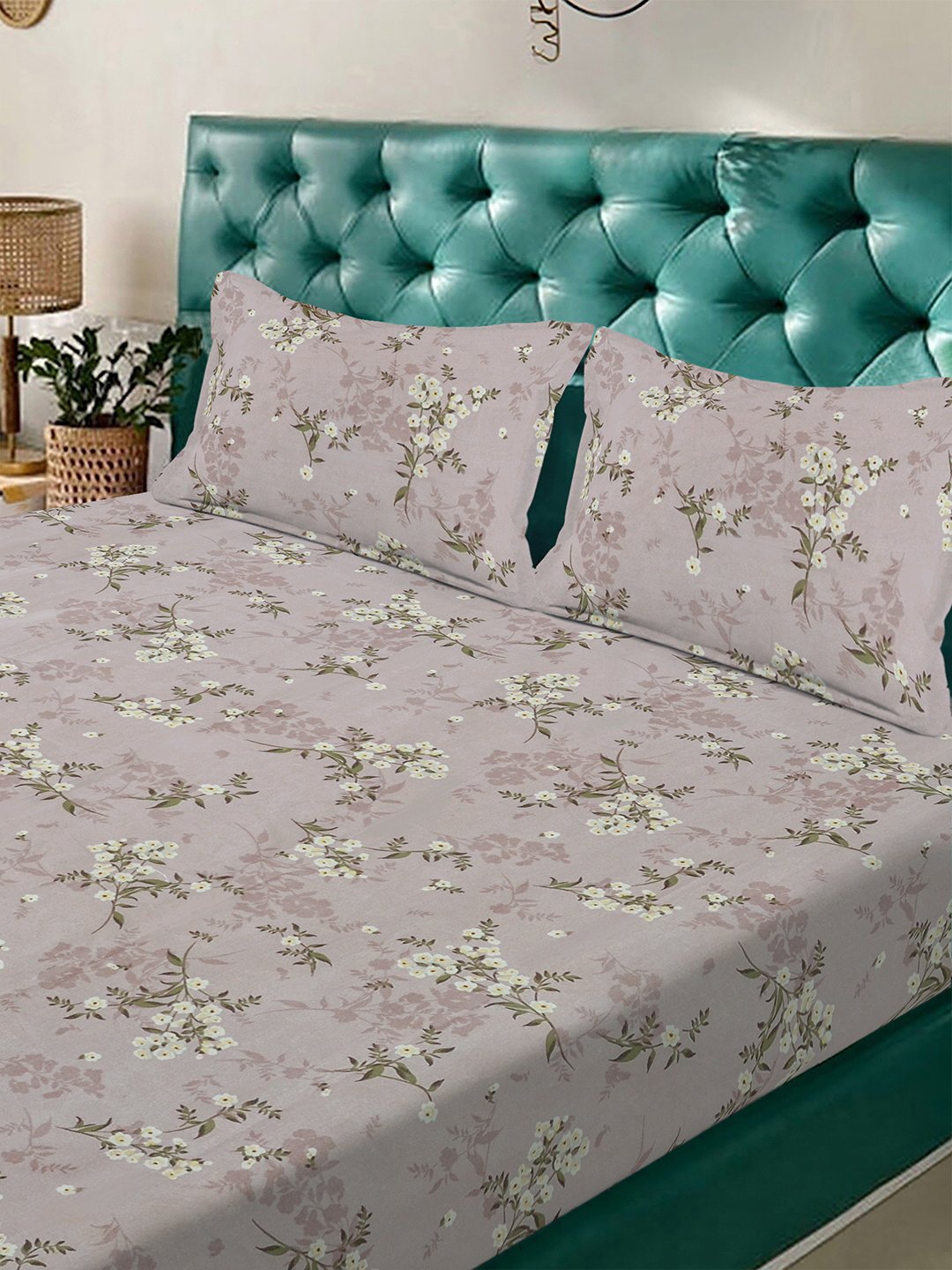 Brown Floral 300 TC Cotton Blend Fitted Double Bedsheet with 2 Pillow Covers