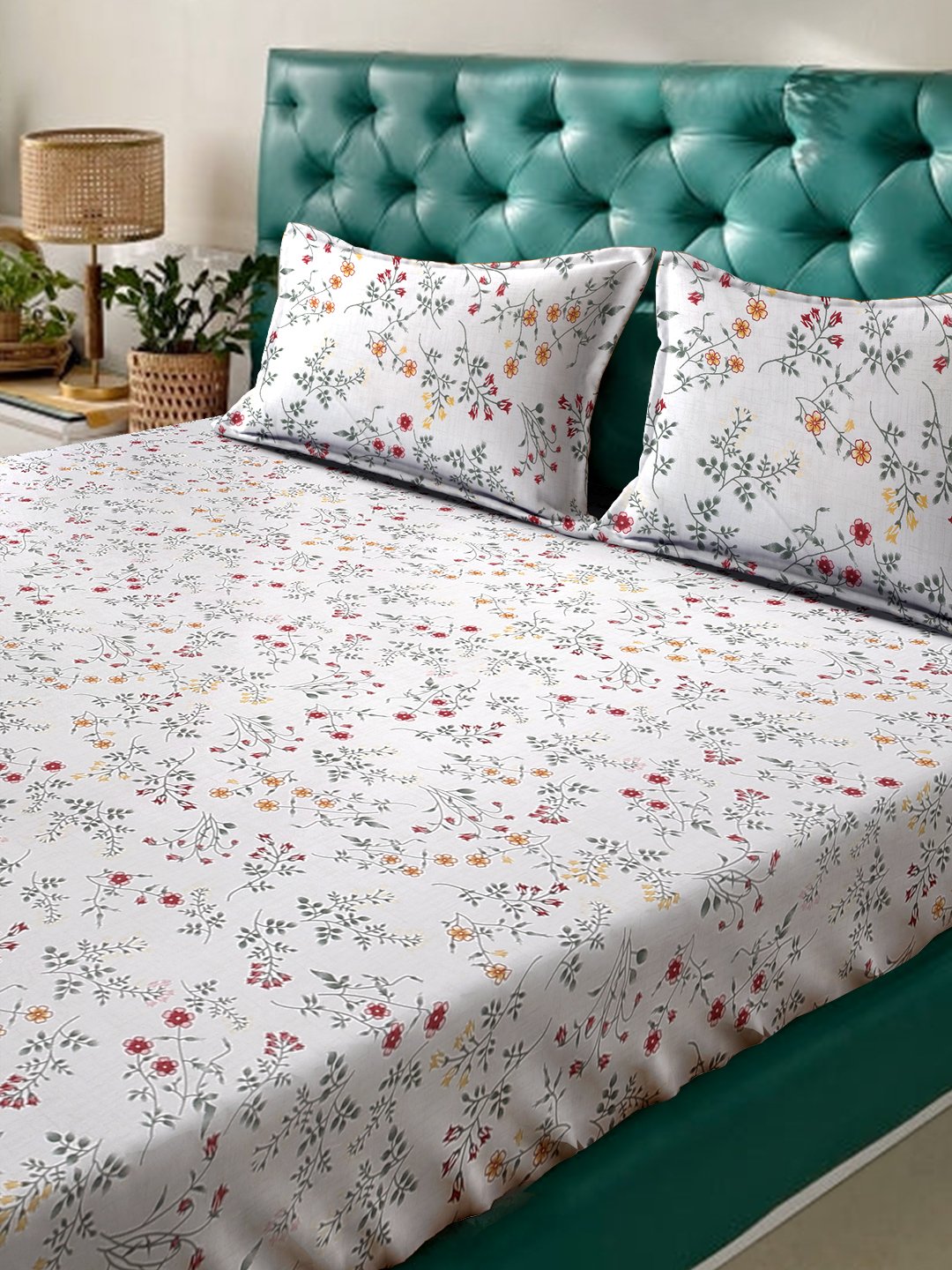Off White Floral 300 TC Cotton Blend Super King Double Bedsheet in Book Fold Packing