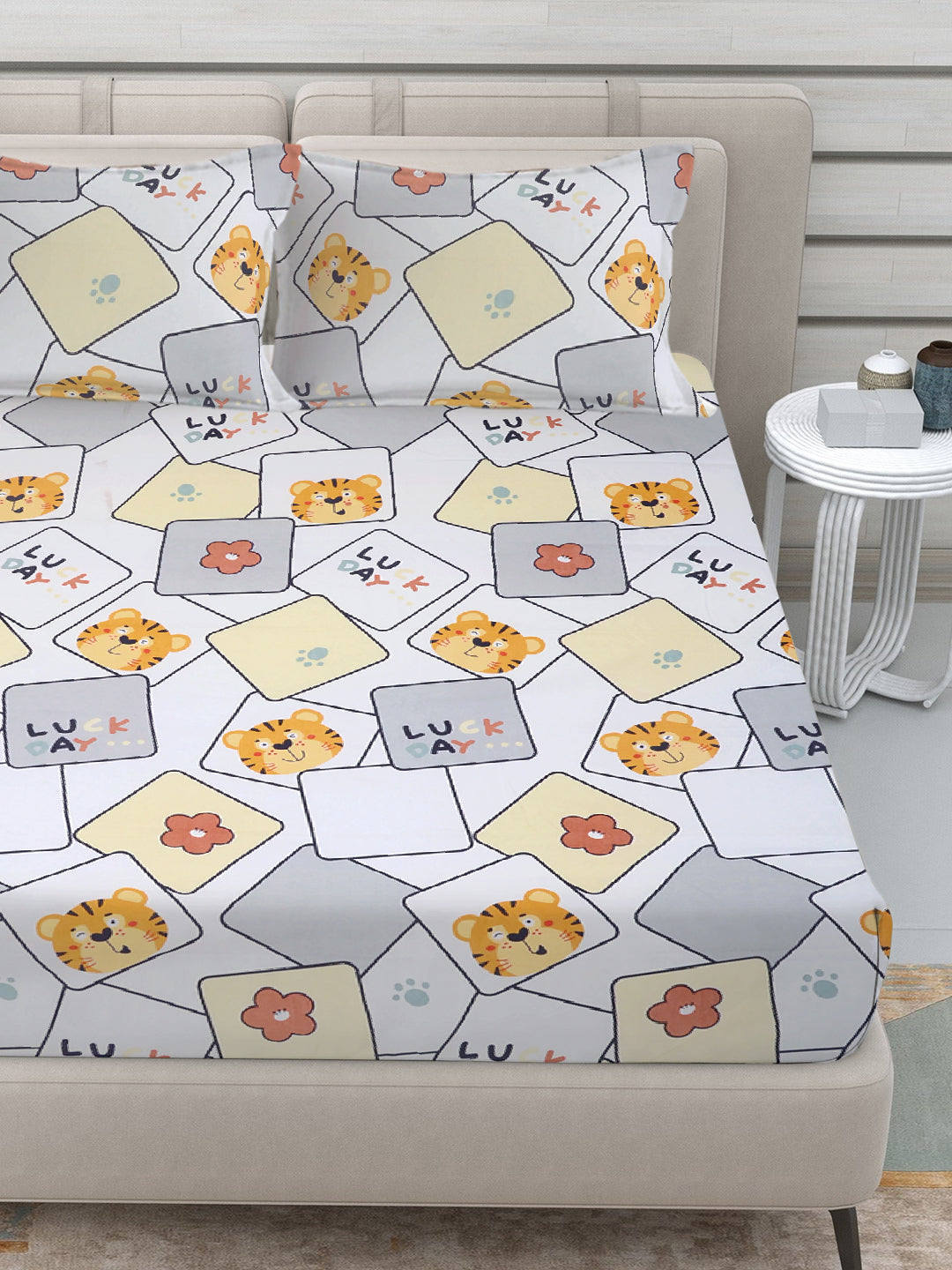 Klotthe White Cartoon Characters 300 TC Cotton Blend Double Bedsheet with 2 Pillow Covers