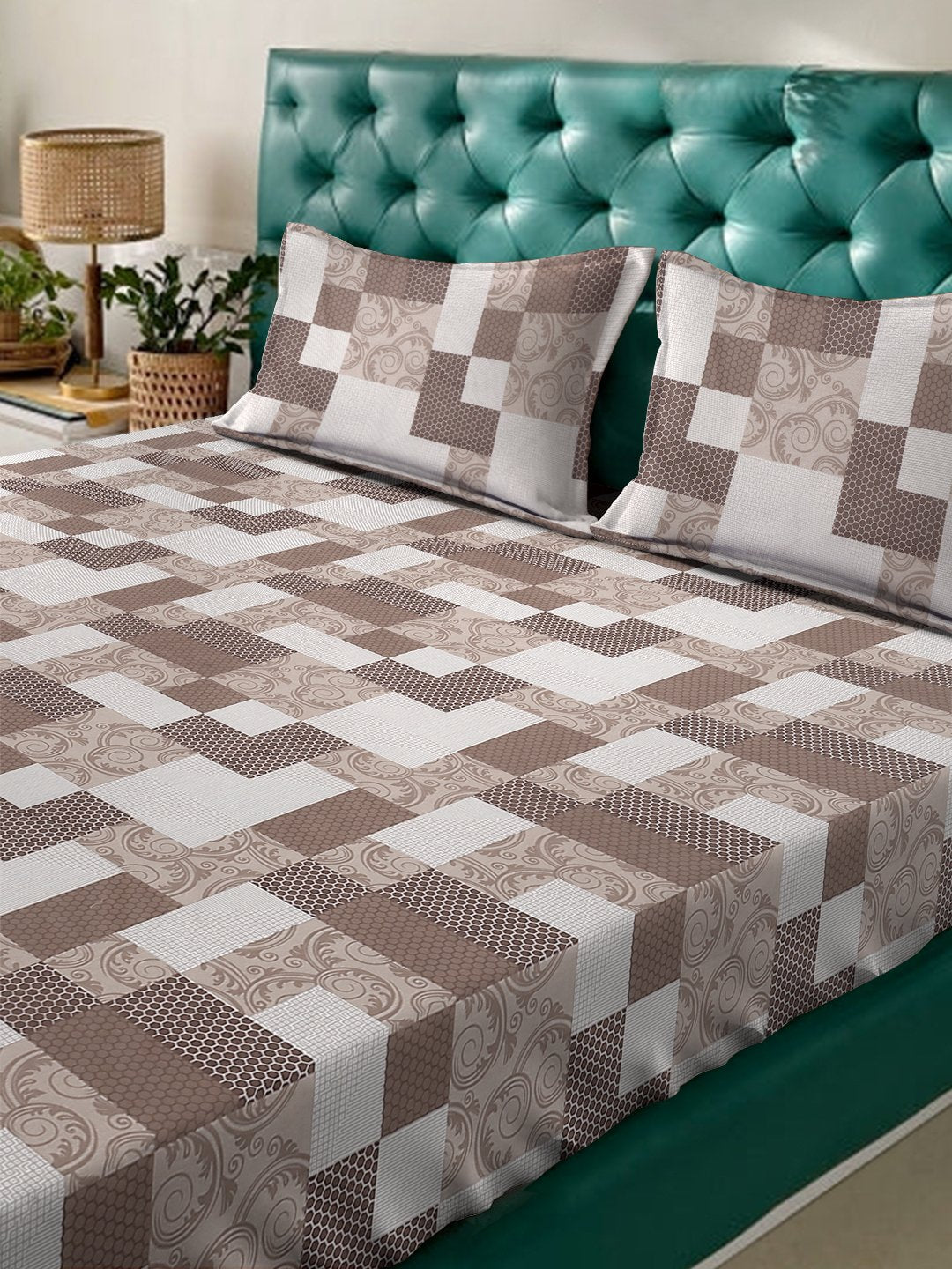 Brown Geometric 400 TC Pure Cotton Fitted Double Bedsheet with 2 Pillow Covers