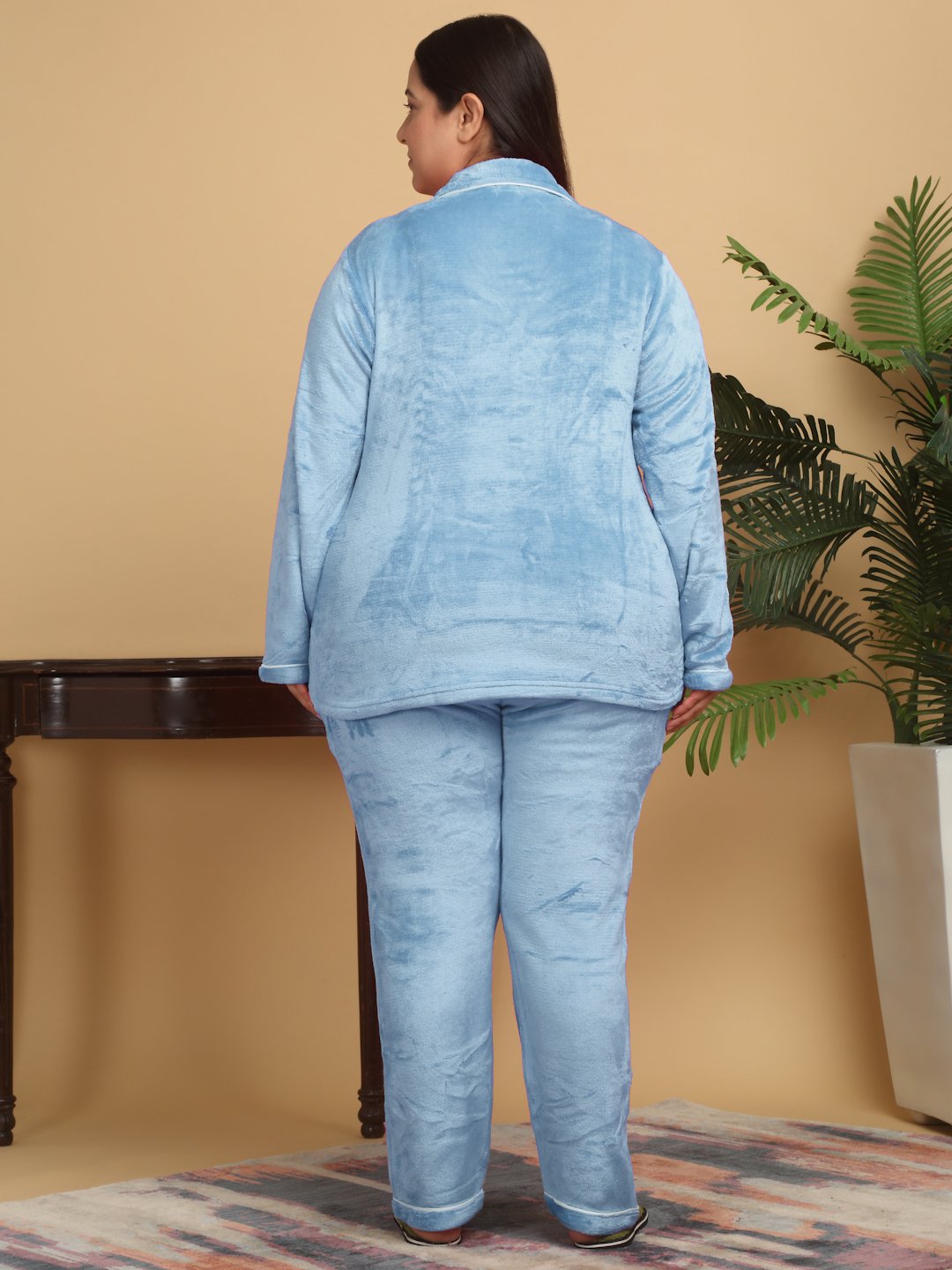 Women SkyBlue Solid Plus Size Woolen Night Suit