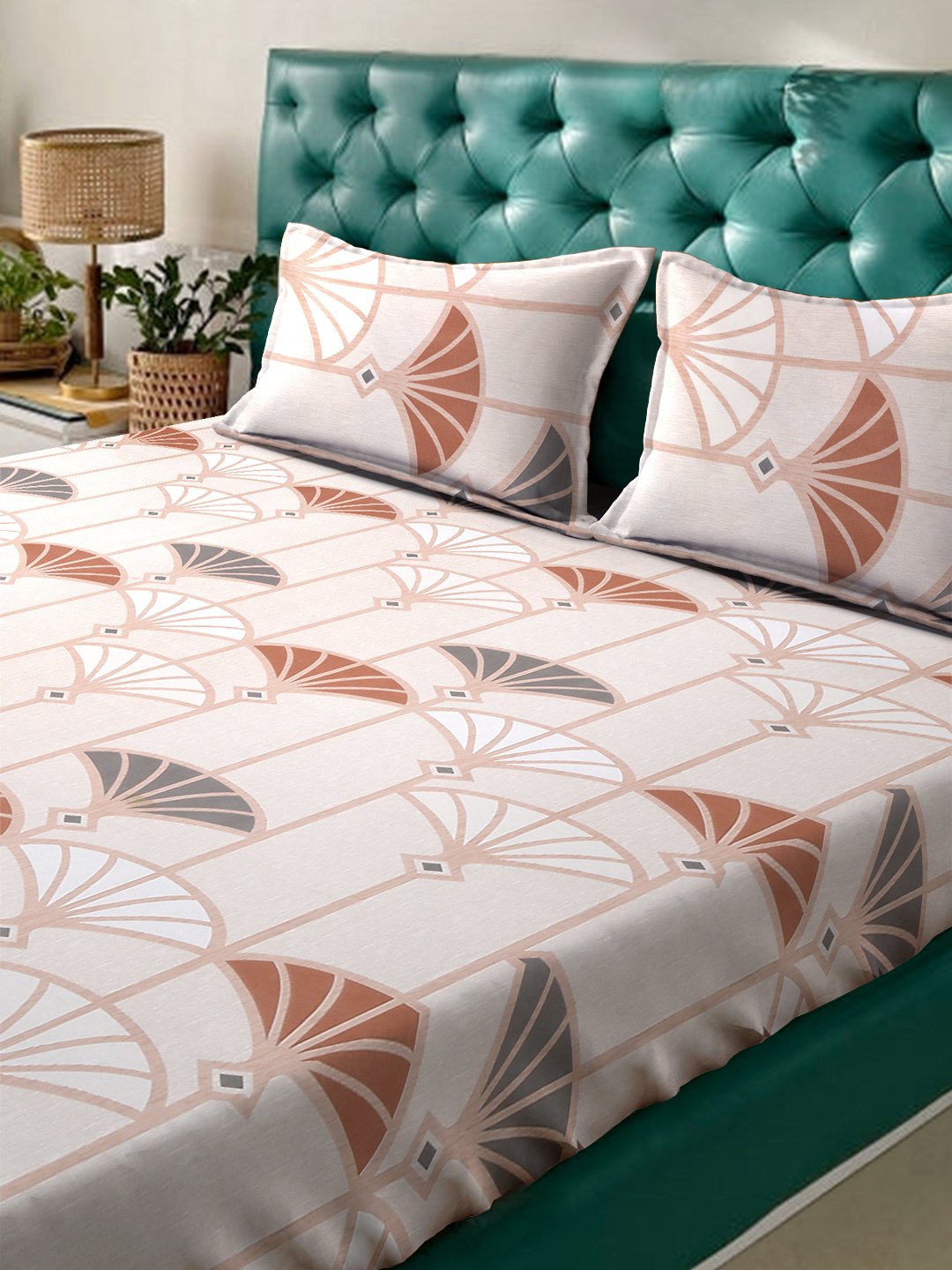 Cream Floral 300 TC Cotton Blend Double Bedsheet with 2 Pillow Covers