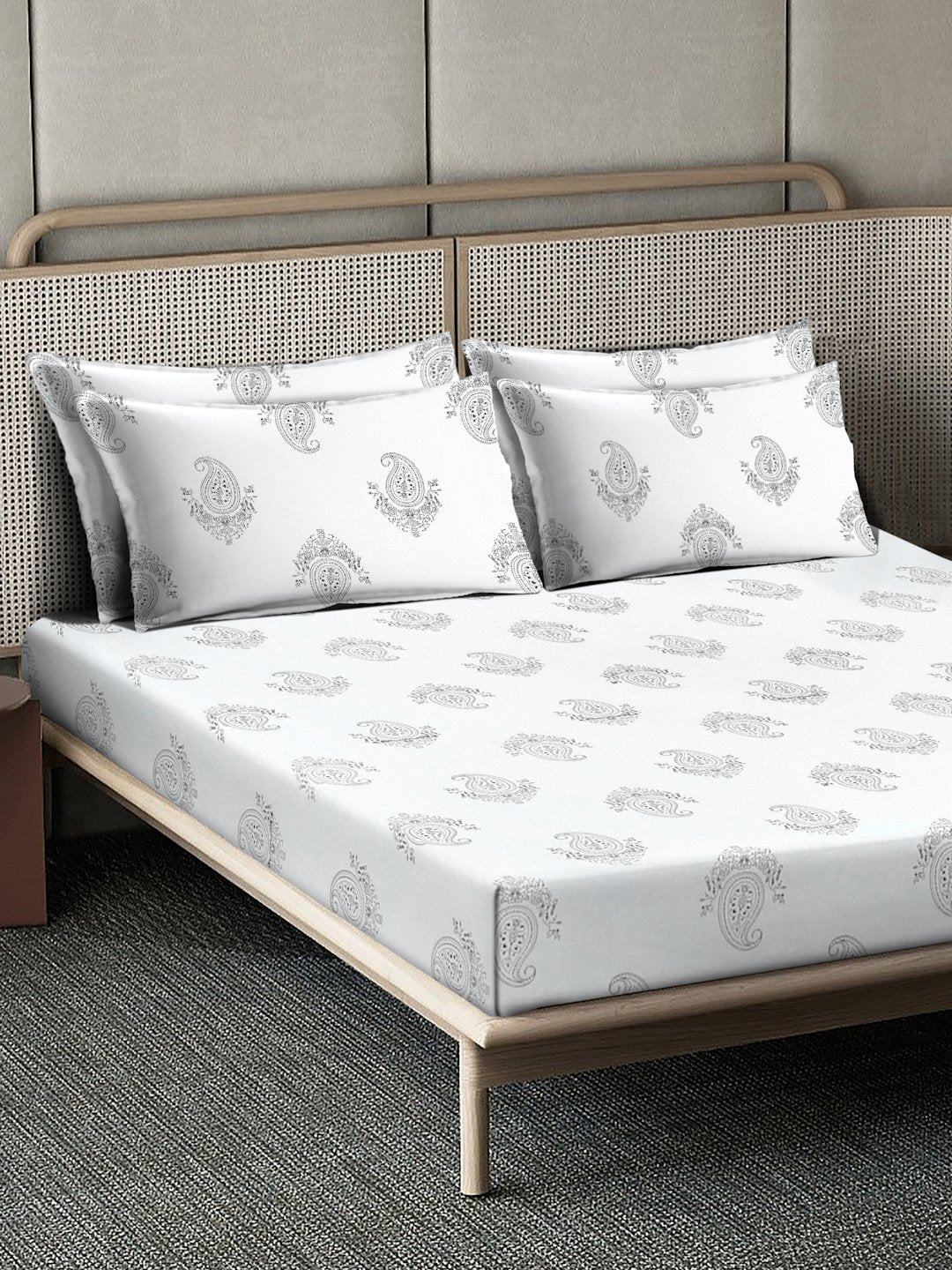 OffWhite Ethnic Motifs 400 TC Pure Cotton Super King Double Bedsheet with 4 Pillow Covers