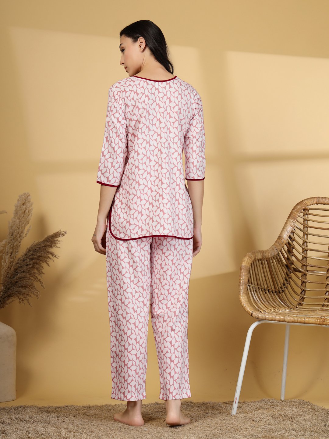Women Peach Floral Cotton Blend Night Suit