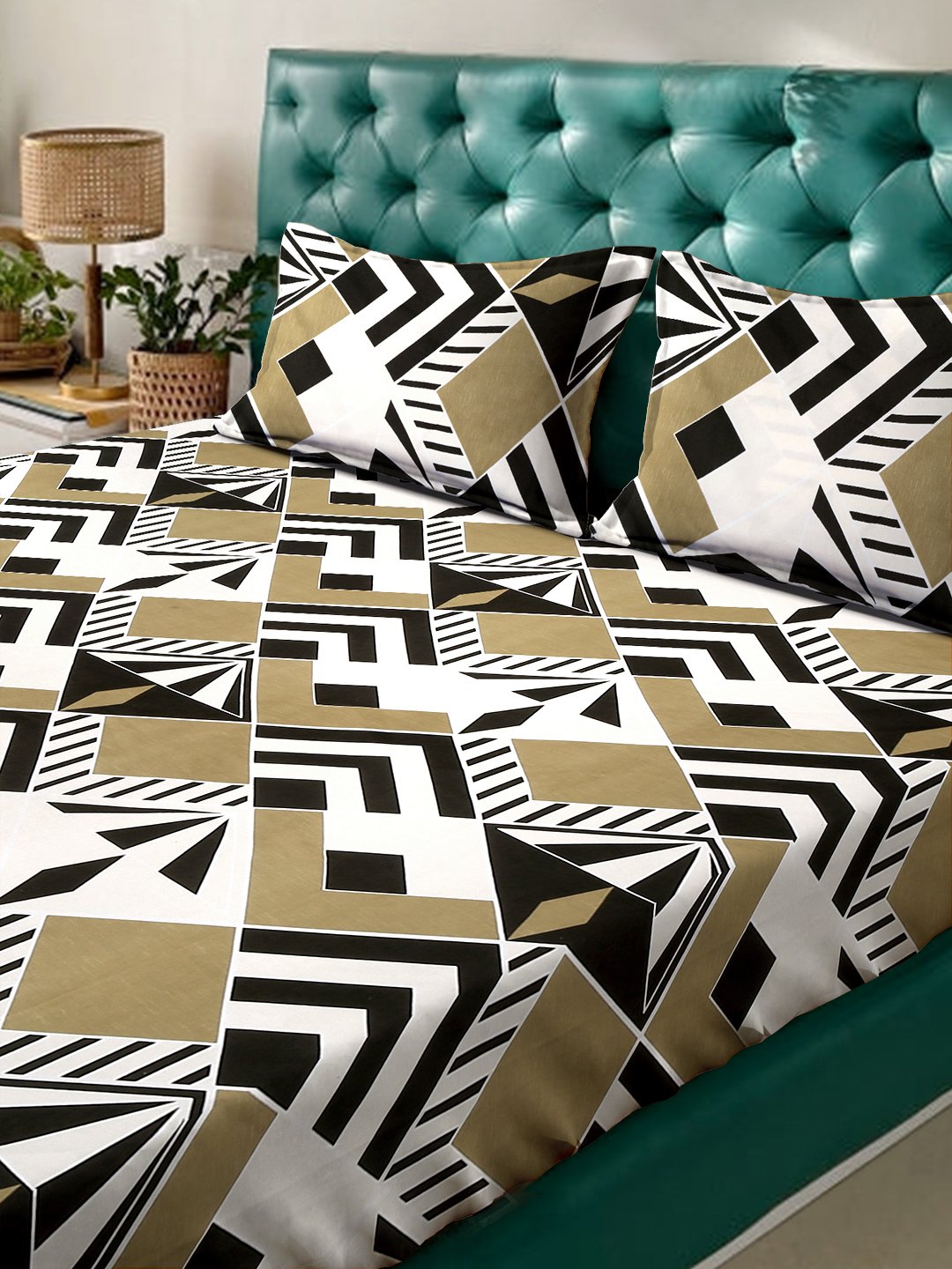 Multi Geometric 300 TC Cotton Blend Double Bedsheet with 2 Pillow Covers