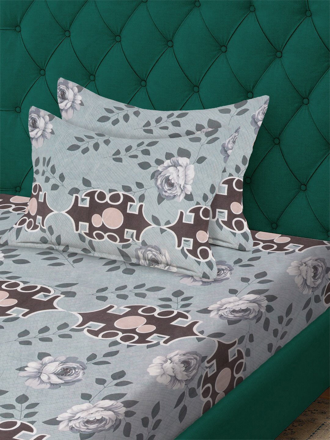 Multi Geometric 300 TC Cotton Blend Single Bedsheet with 2 Pillow Covers