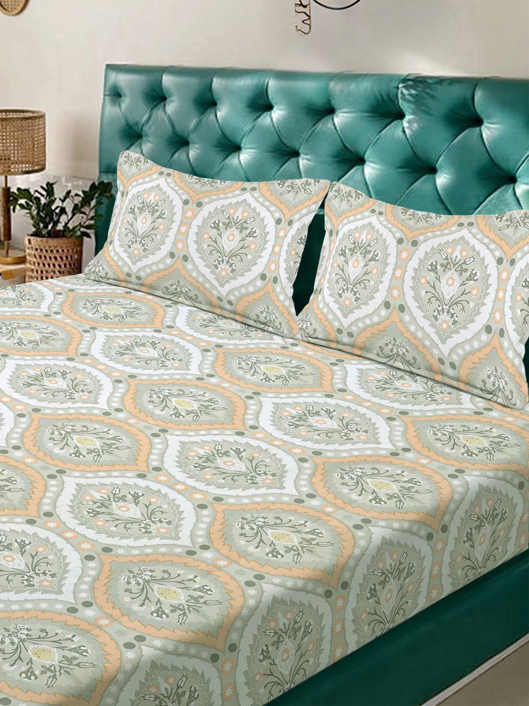 Multi Geometric 300 TC Cotton Blend Fitted Double Bedsheet in Book Fold Packing