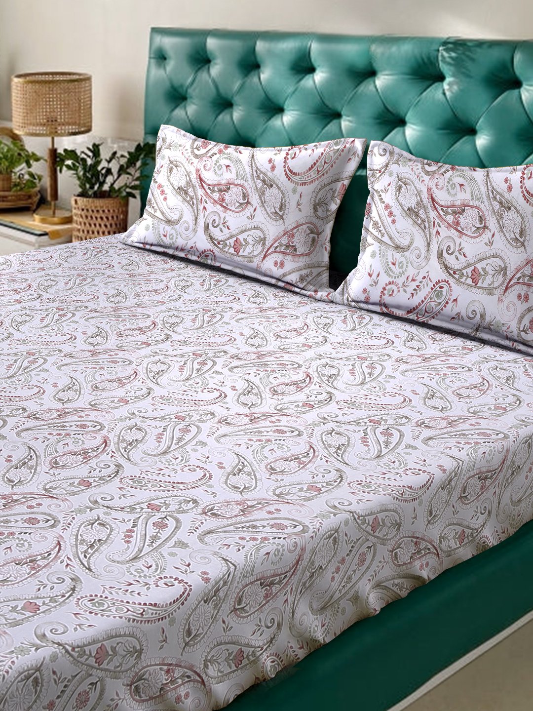 Multi Floral 400 TC Pure Cotton Double Bedsheet with 2 Pillow Covers
