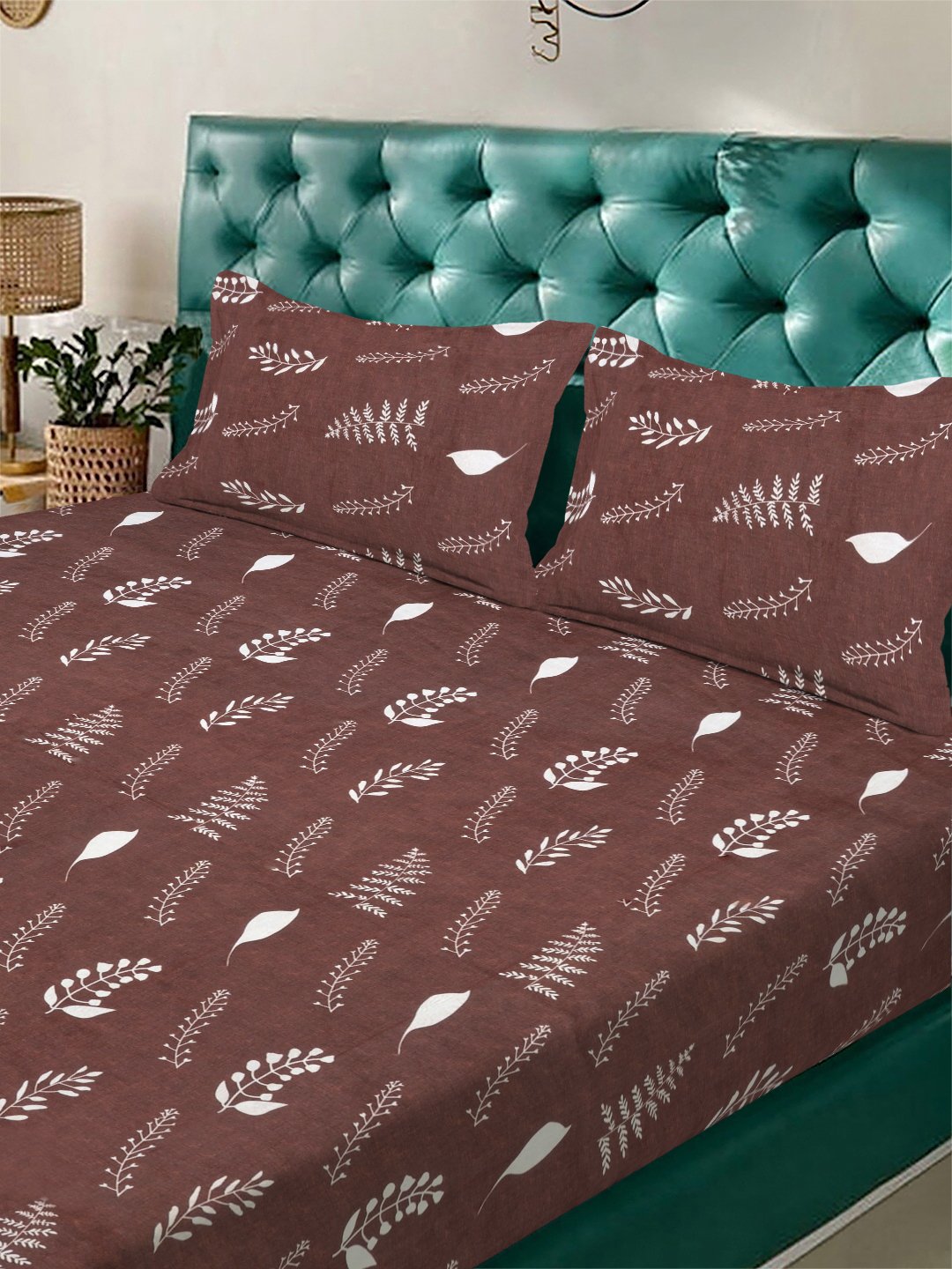 Brown Floral 300 TC Cotton Blend Fitted Double Bedsheet with 2 Pillow Covers