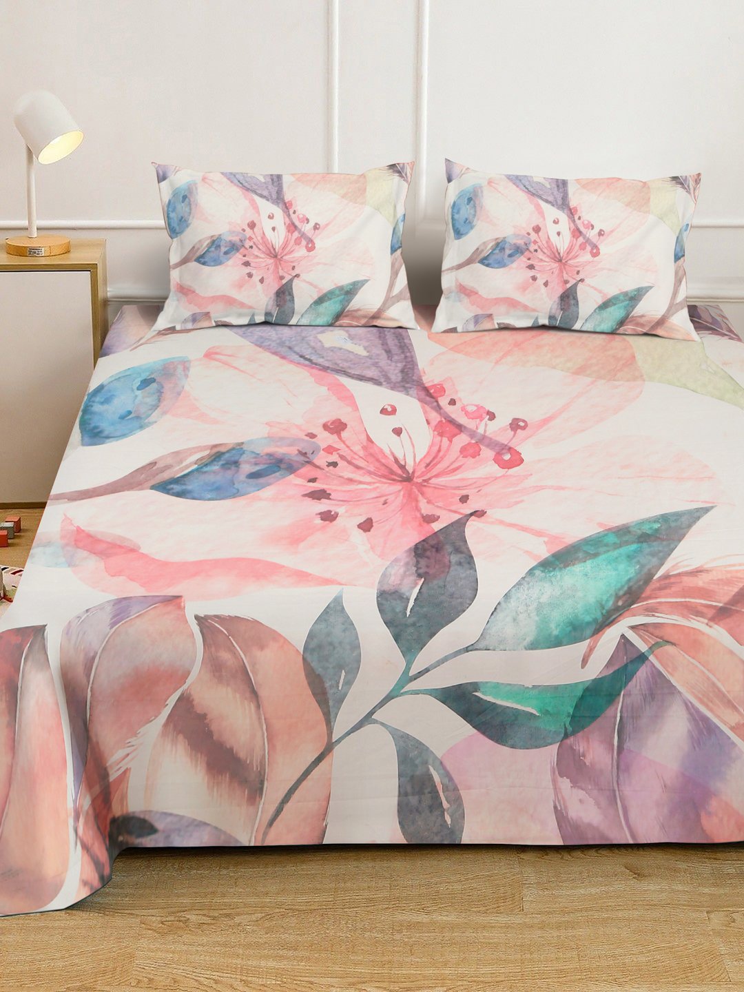 White 7D Floral Printed Cotton Blend Double Bedsheet with 2 Pillow Covers