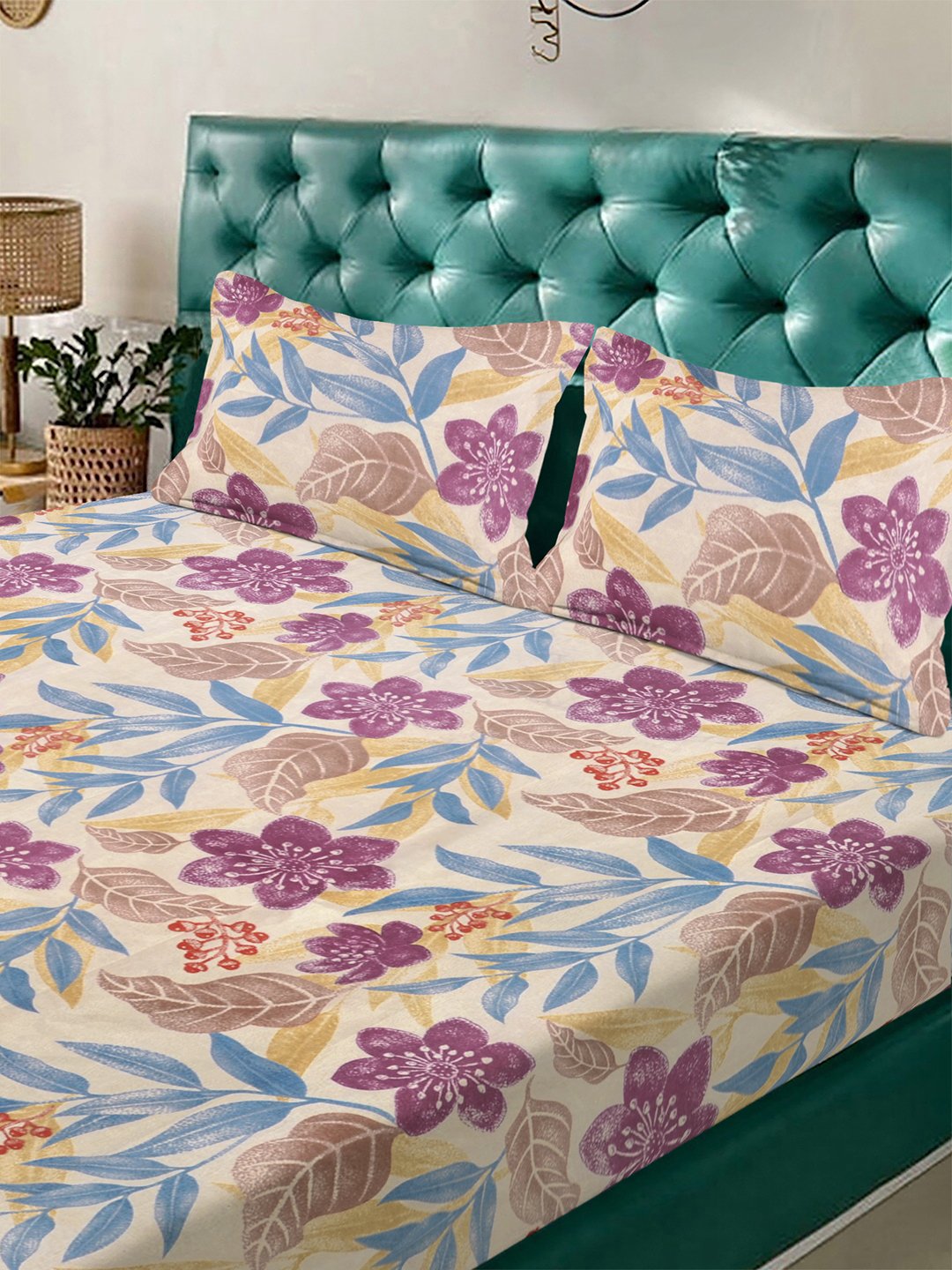 Multi Floral 300 TC Cotton Blend Fitted Double Bedsheet with 2 Pillow Covers
