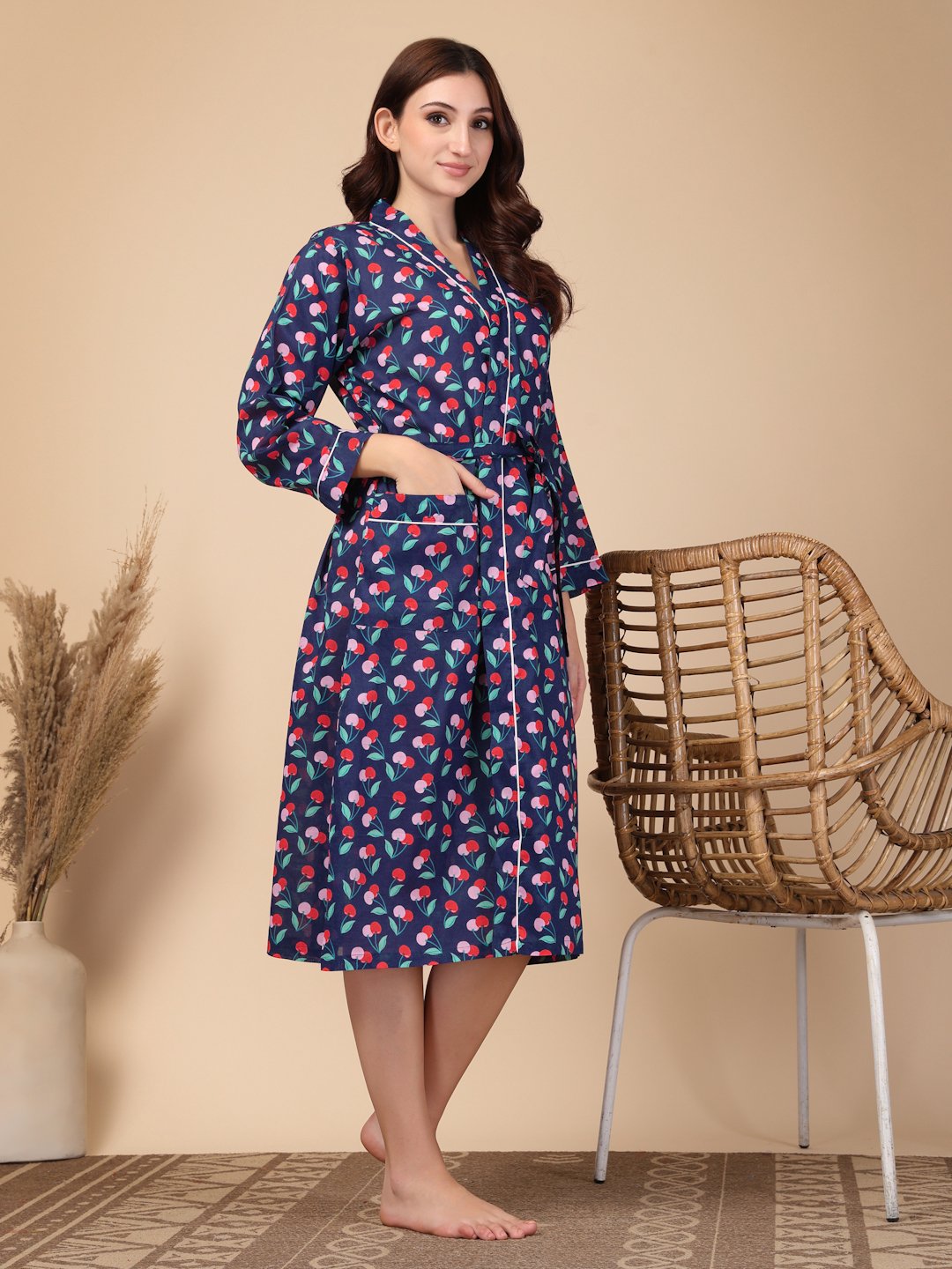 Women Printed Blue Abstract Pure Cotton Bath Robe With Belt
