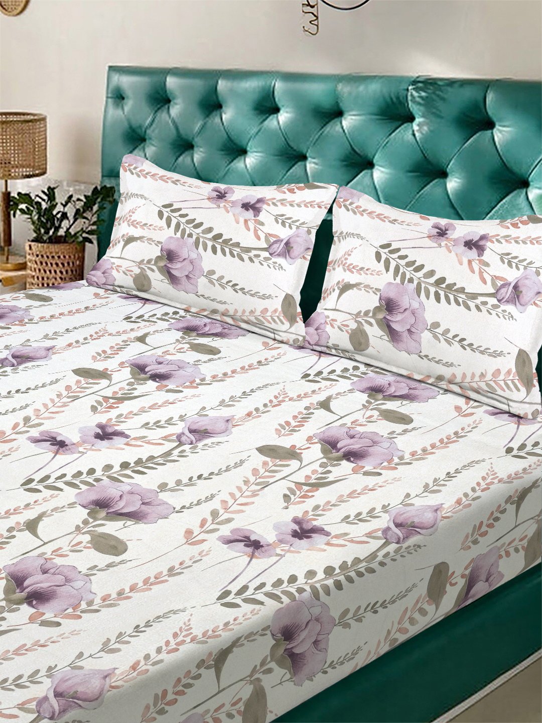 White Floral 300 TC Cotton Blend Fitted Double Bedsheet with 2 Pillow Covers