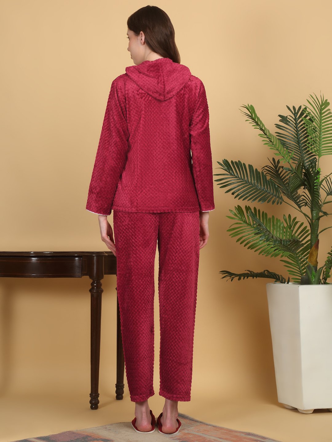 Women Red Solid Hooded Woolen Night Suit