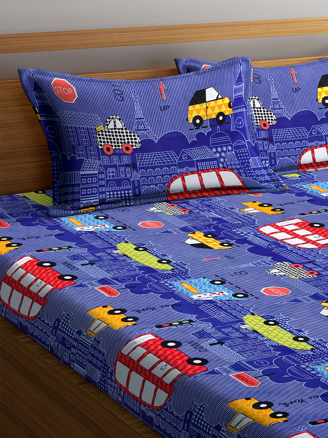 Special Kid's Edition King Size Bedsheet with 2 Pillow Covers by KLOTTHE® (250X220 cm)