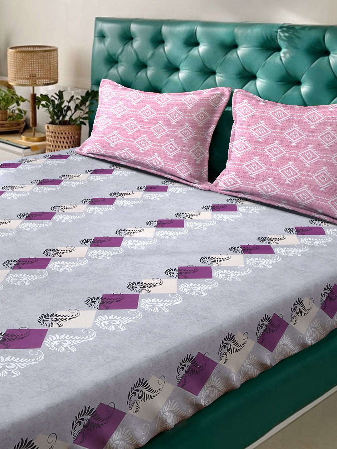 Purple Geometric 400 TC Pure Cotton Fitted Double Bedsheet with 2 Pillow Covers