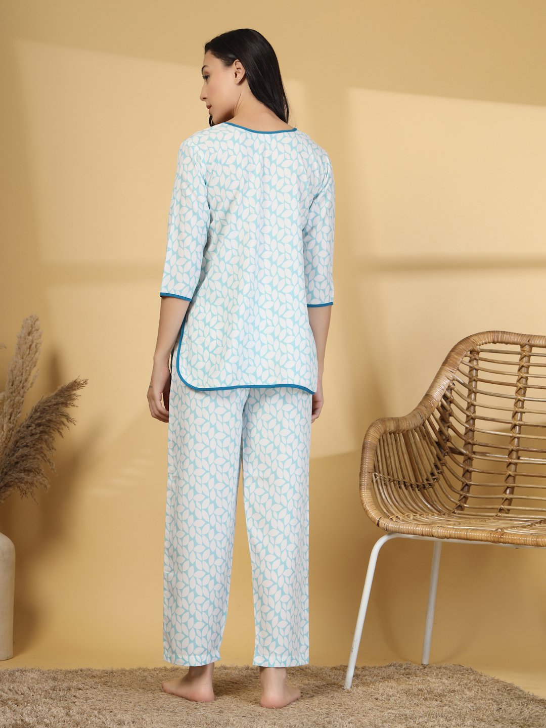 Women Blue Floral Cotton Blend Night Suit