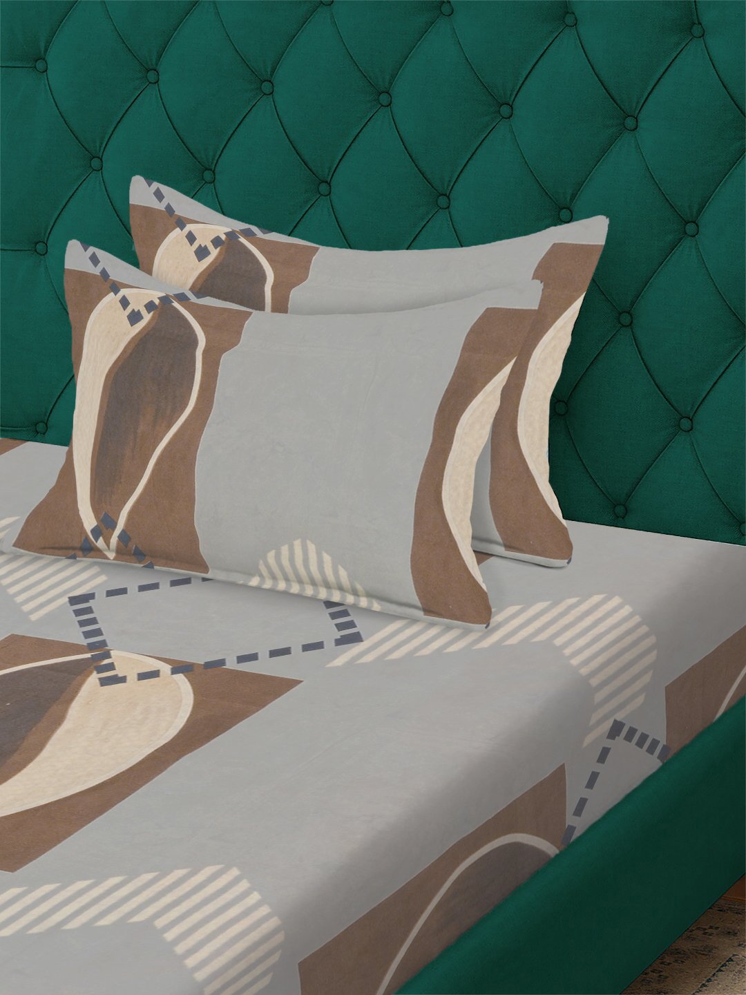 Multi Geometric 300 TC Cotton Blend Single Bedsheet with 2 Pillow Covers