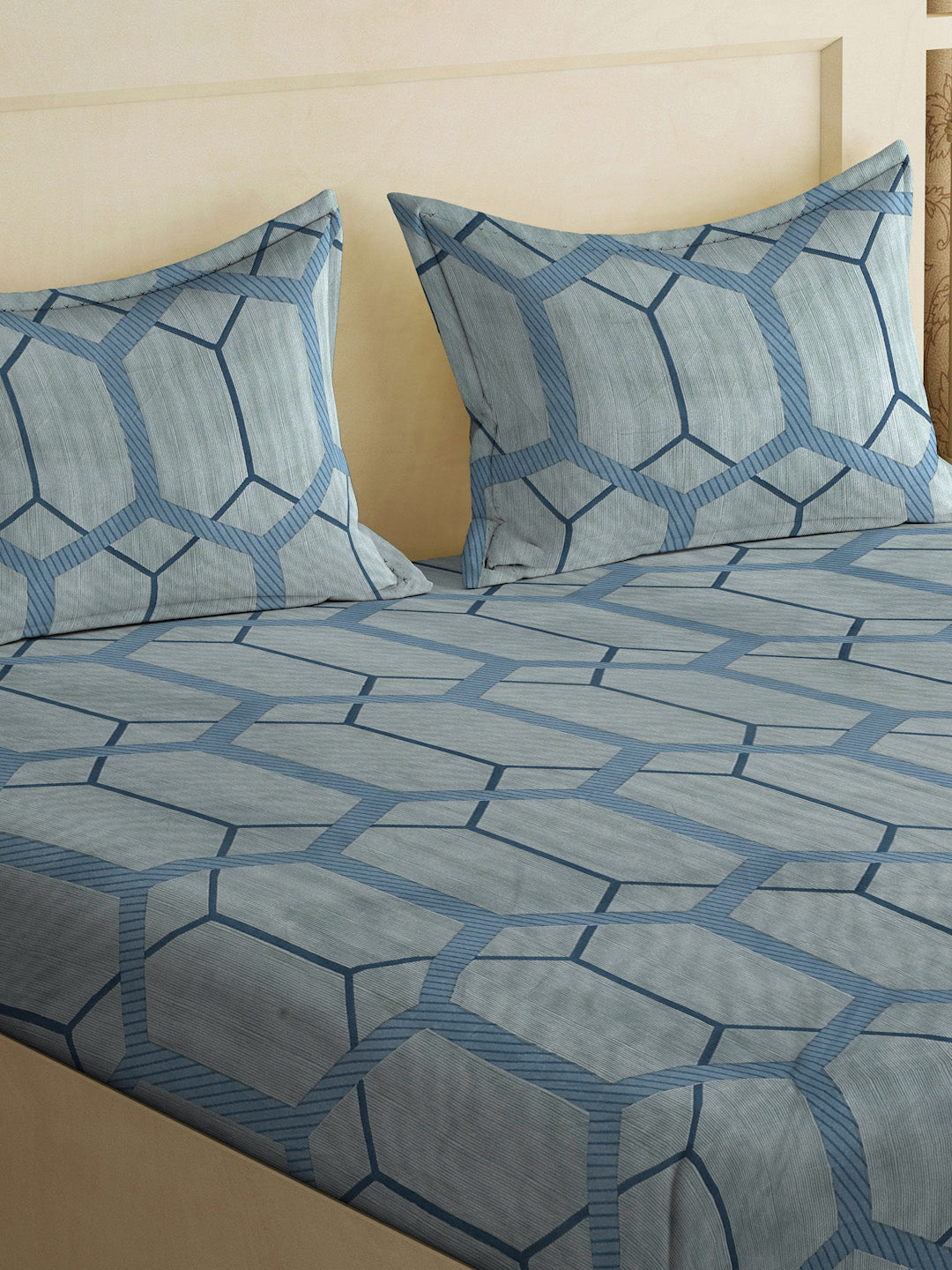 Klotthe Grey Geometric 300 TC Cotton Blend Super King Double Bedsheet with 2 Pillow covers