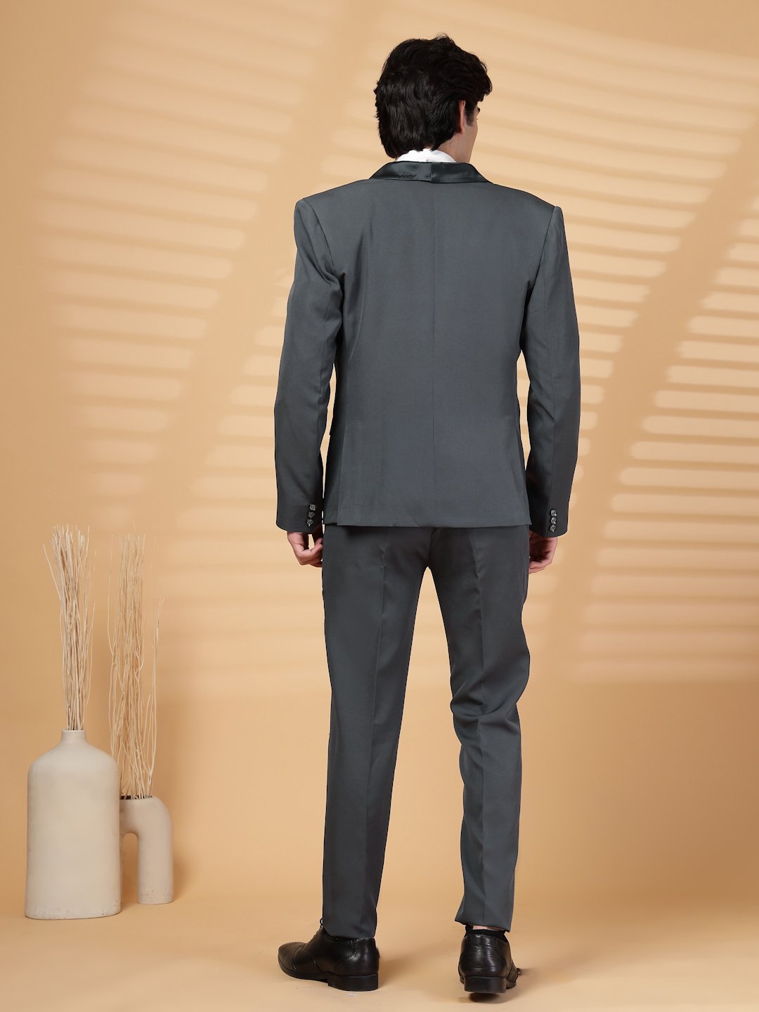 Grey Solid Embroidery Single-Breasted Two-Piece Party Suit