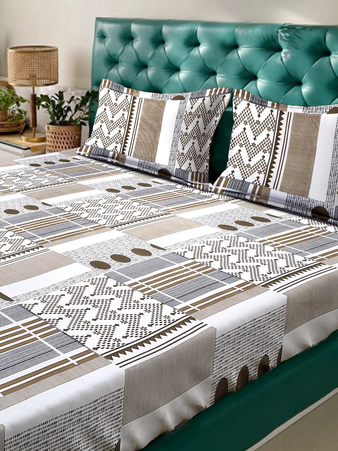 White Geometric 300 TC Cotton Blend Fitted Double Bedsheet in Book Fold Packing